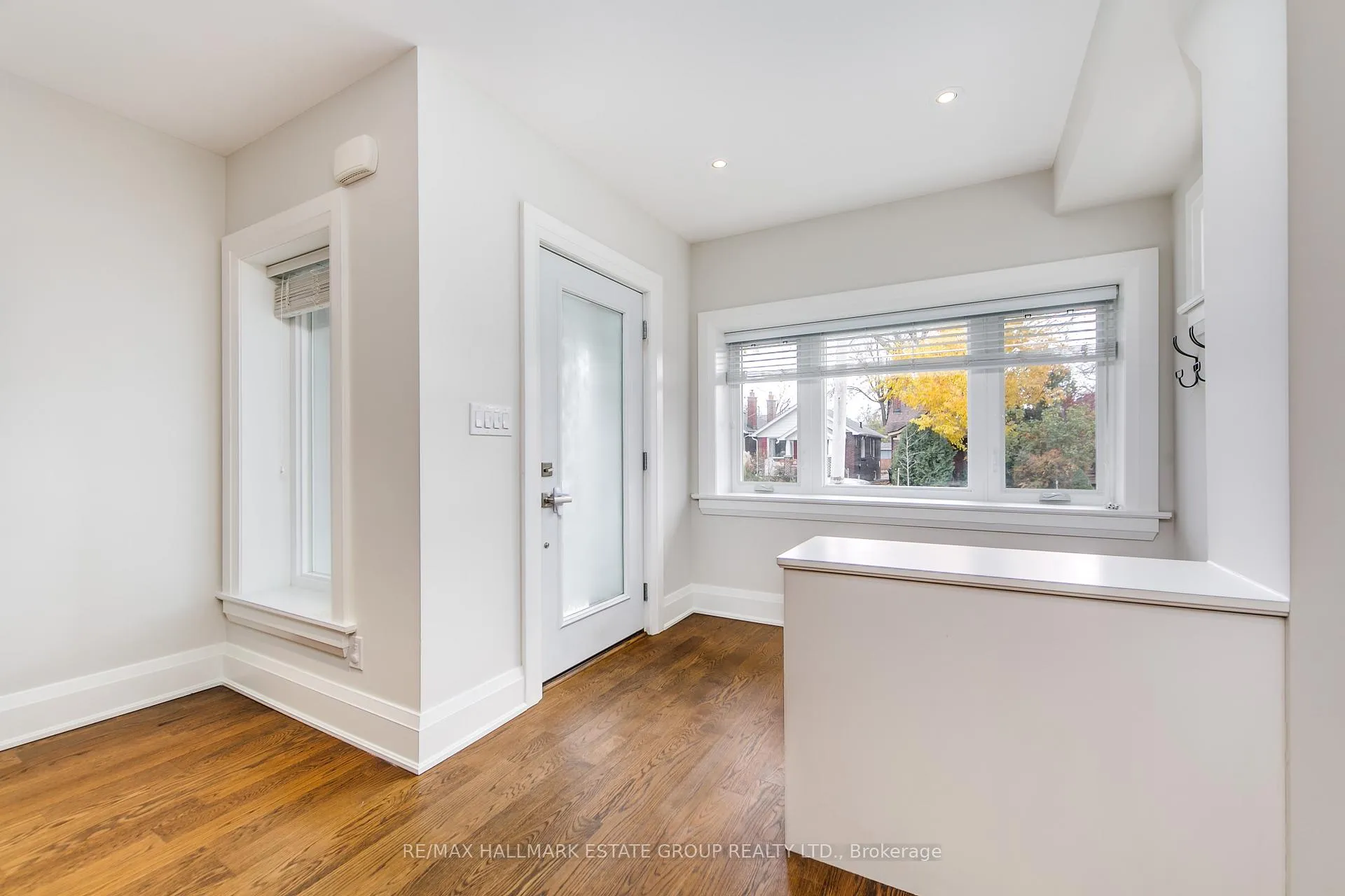 Photo 2 of 288 Queensdale Avenue, Toronto, Danforth Village-East York — HOMEH