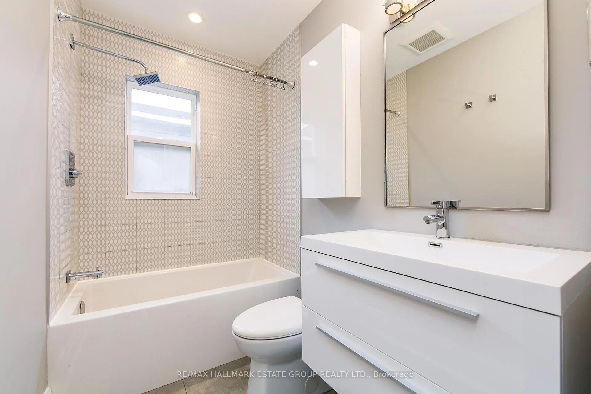 Photo 27 of 288 Queensdale Avenue, Toronto, Danforth Village-East York — HOMEH