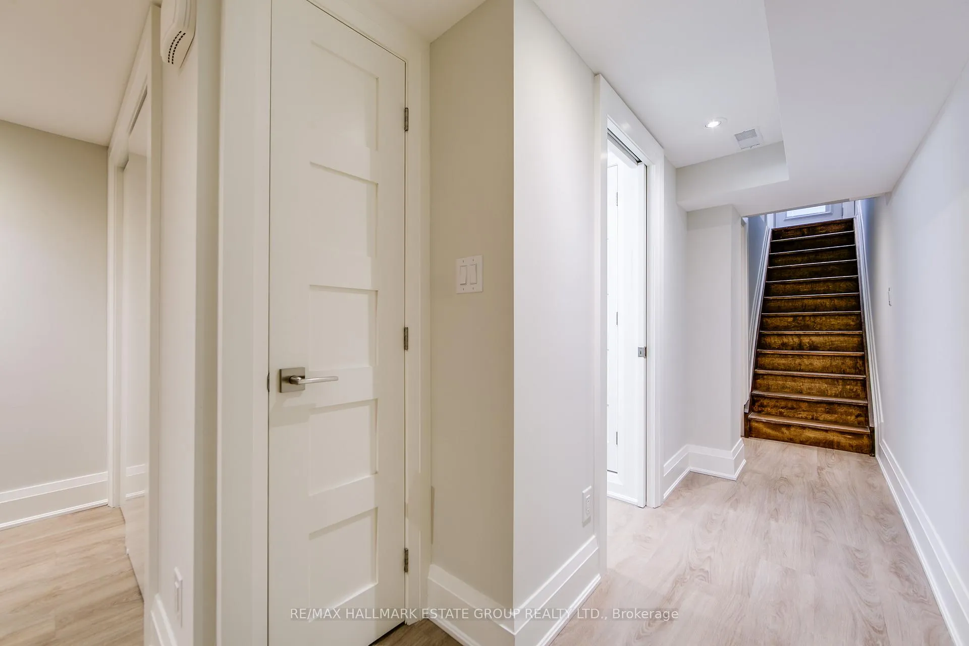 Photo 28 of 288 Queensdale Avenue, Toronto, Danforth Village-East York — HOMEH