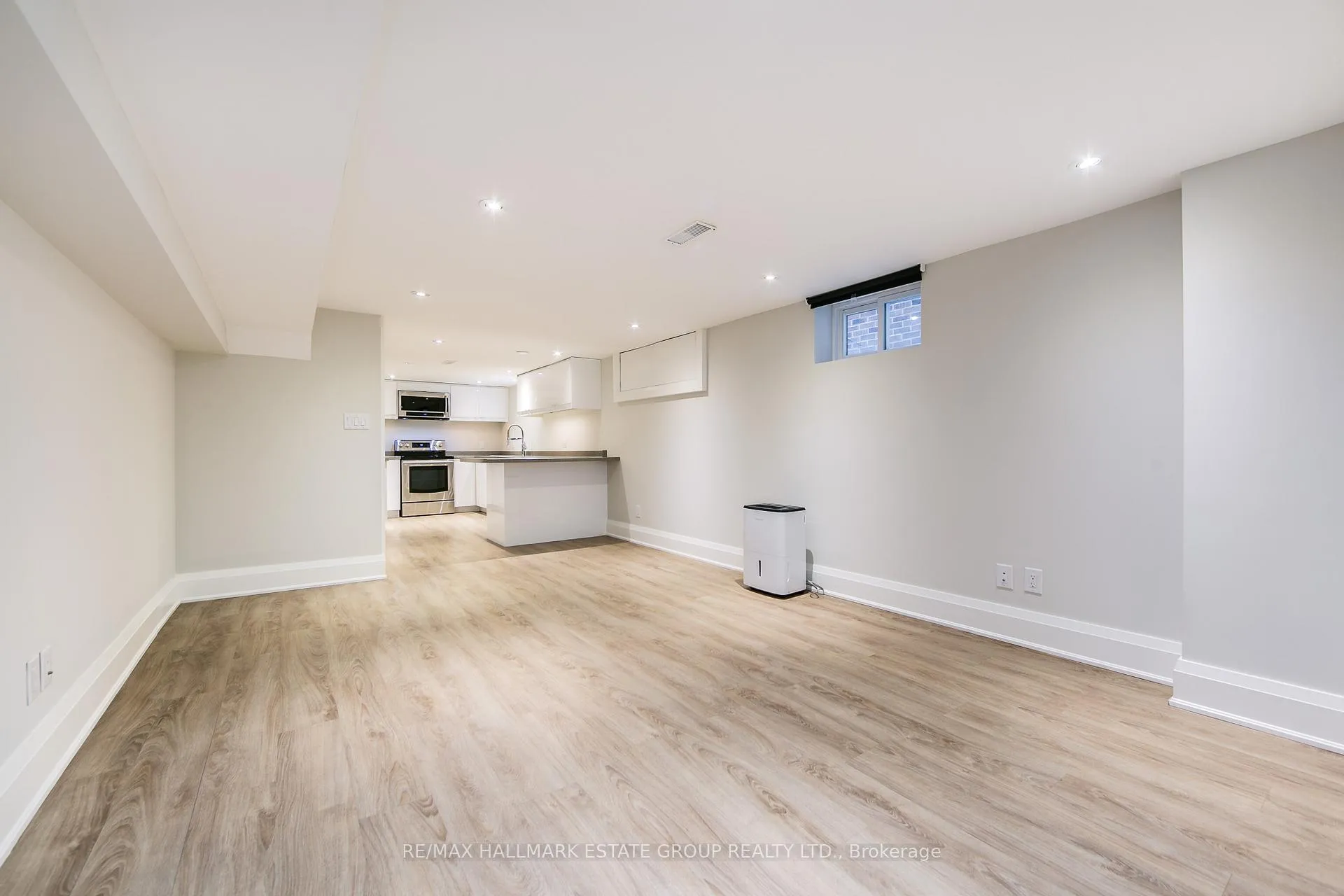 Photo 29 of 288 Queensdale Avenue, Toronto, Danforth Village-East York — HOMEH
