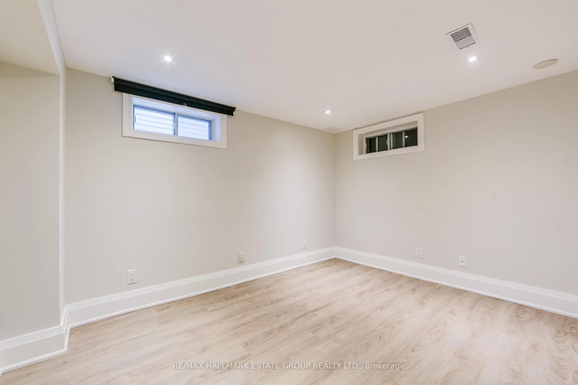 Photo 33 of 288 Queensdale Avenue, Toronto, Danforth Village-East York — HOMEH