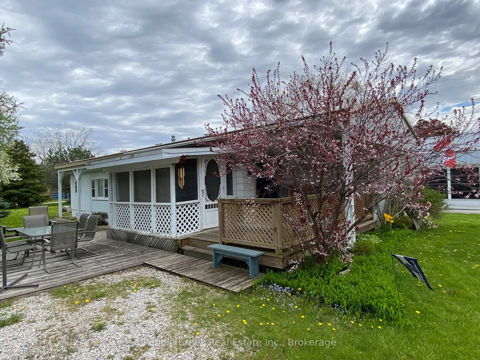 Photo 1 of 6 Turnbull's Grove Road S, Bluewater, Hay — HOMEH