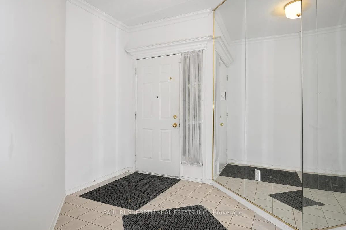 Photo 3 of 112 Robson Court, Ottawa, Kanata - Kanata Lakes/Heritage Hills — HOMEH