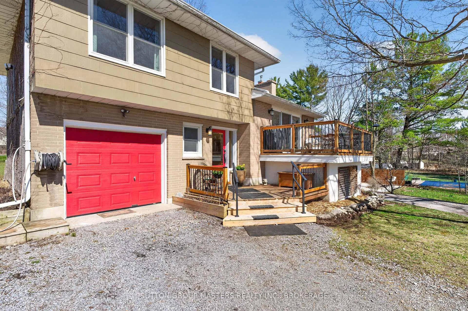 Photo 2 of 737 Tacoma Crescent, Kingston, South of Taylor-Kidd Blvd — HOMEH