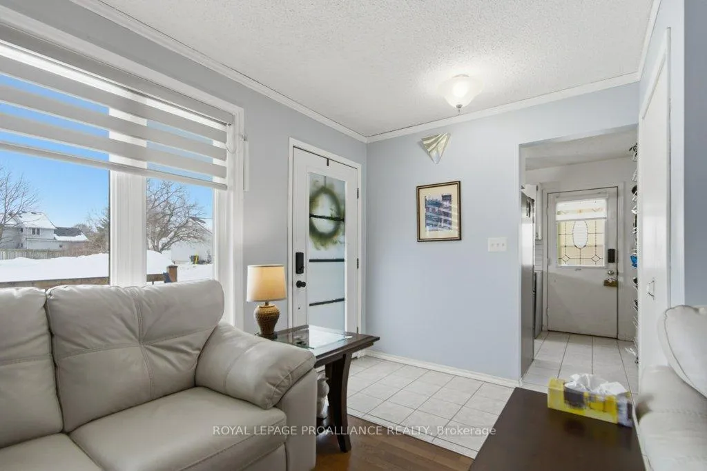 Photo 3 of 8 Birch Street, Quinte West, Trenton Ward — HOMEH