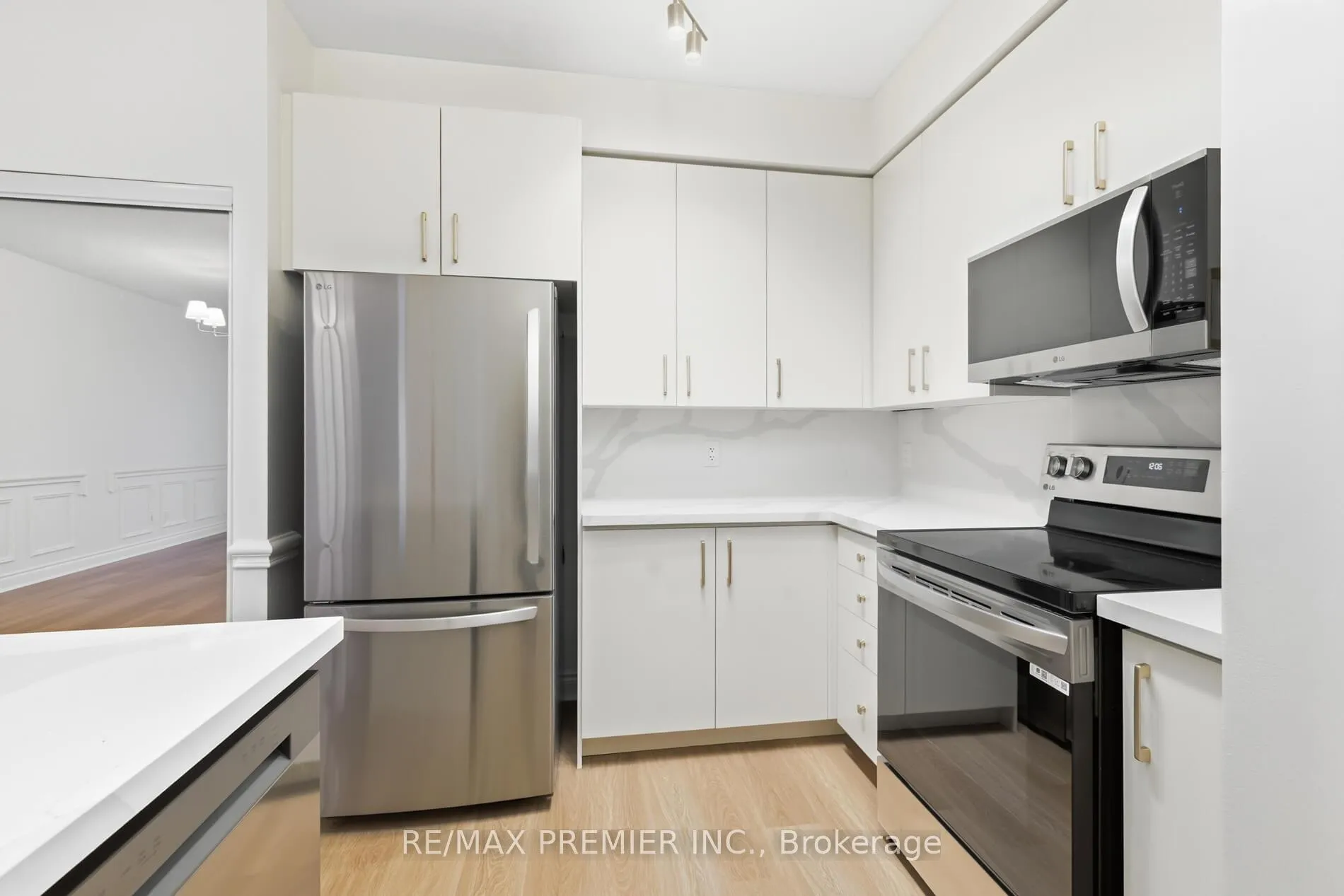 Photo 8 of Unit 106, 8201 Islington Avenue, Vaughan, Islington Woods — HOMEH
