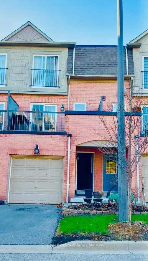 Photo 3 of Unit 32, 1100 Begley Street, Pickering, Bay Ridges — HOMEH