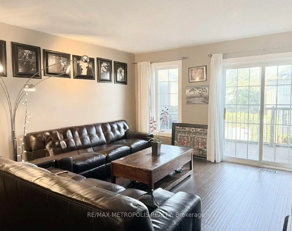 Photo 4 of Unit 32, 1100 Begley Street, Pickering, Bay Ridges — HOMEH