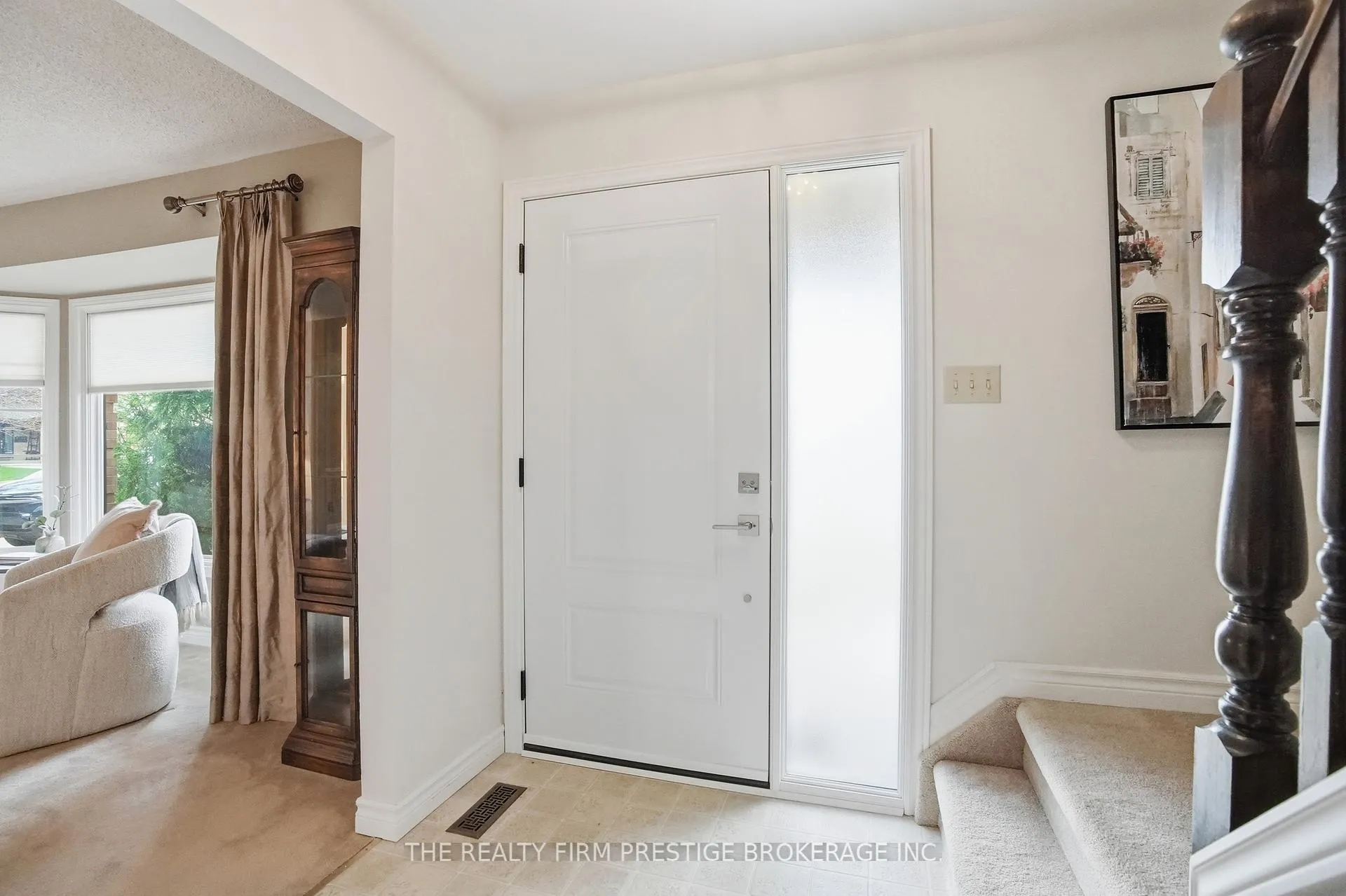 Photo 6 of 1050 Mahogany Crescent, London, North P — HOMEH