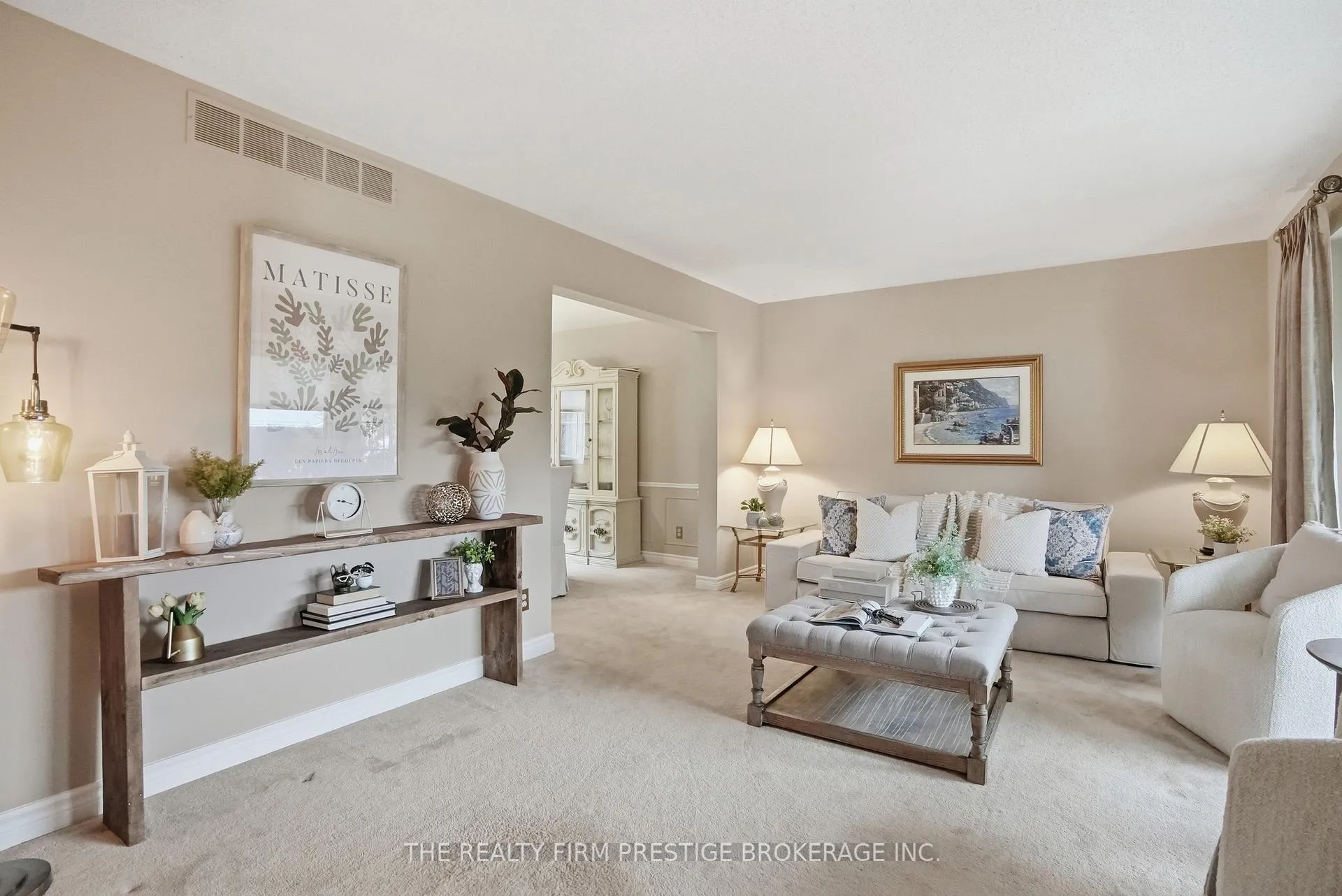 Photo 8 of 1050 Mahogany Crescent, London, North P — HOMEH