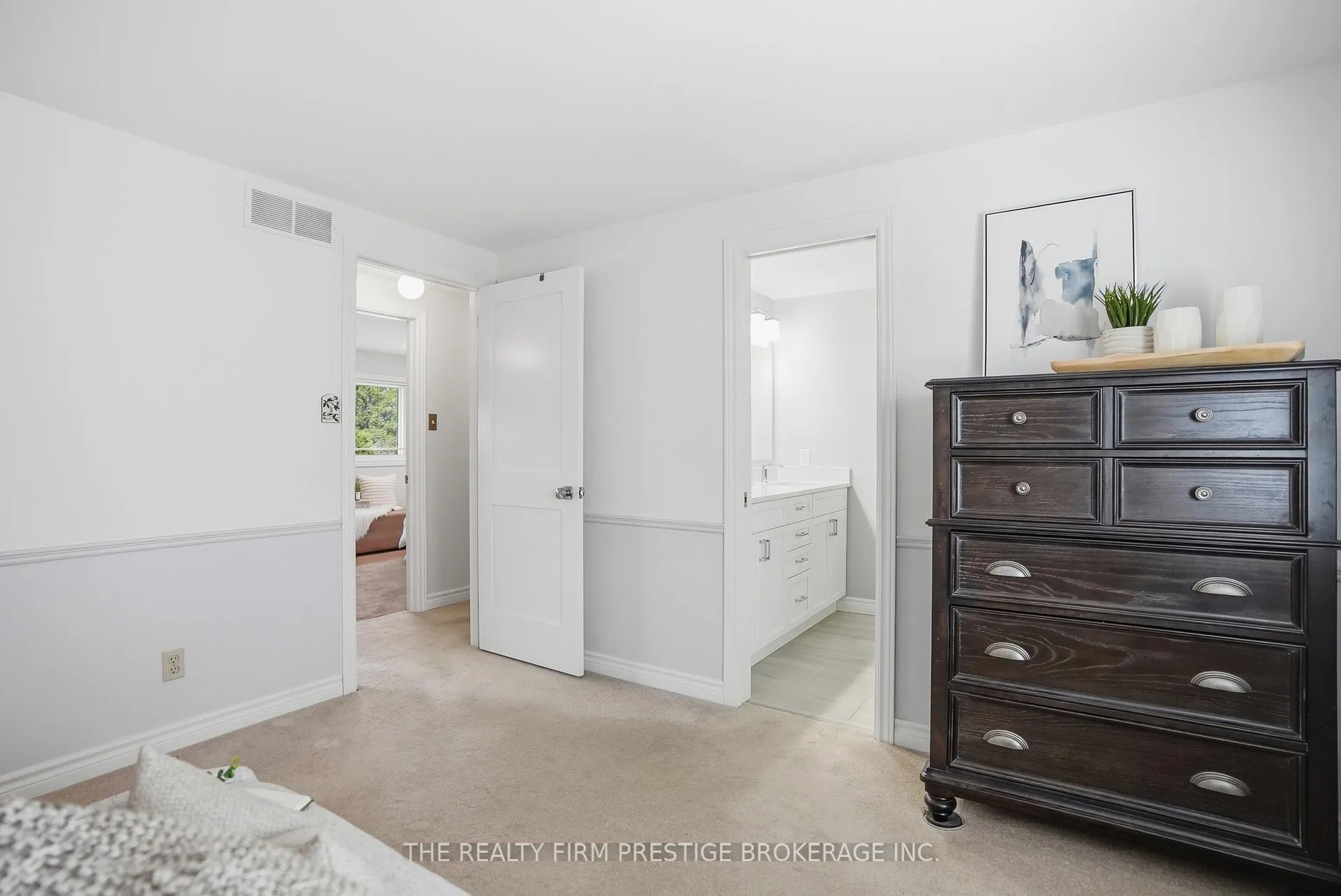 Photo 27 of 1050 Mahogany Crescent, London, North P — HOMEH
