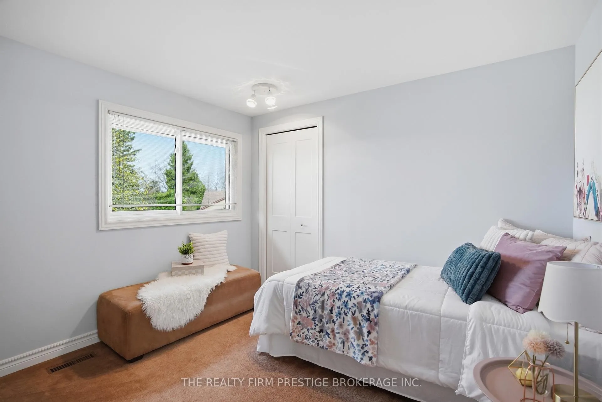 Photo 32 of 1050 Mahogany Crescent, London, North P — HOMEH