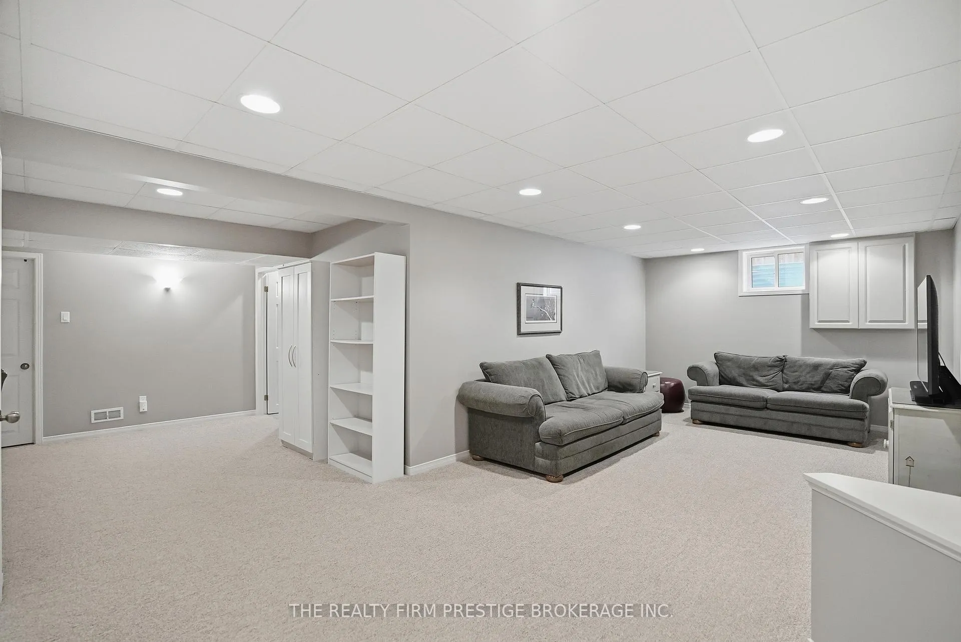 Photo 34 of 1050 Mahogany Crescent, London, North P — HOMEH