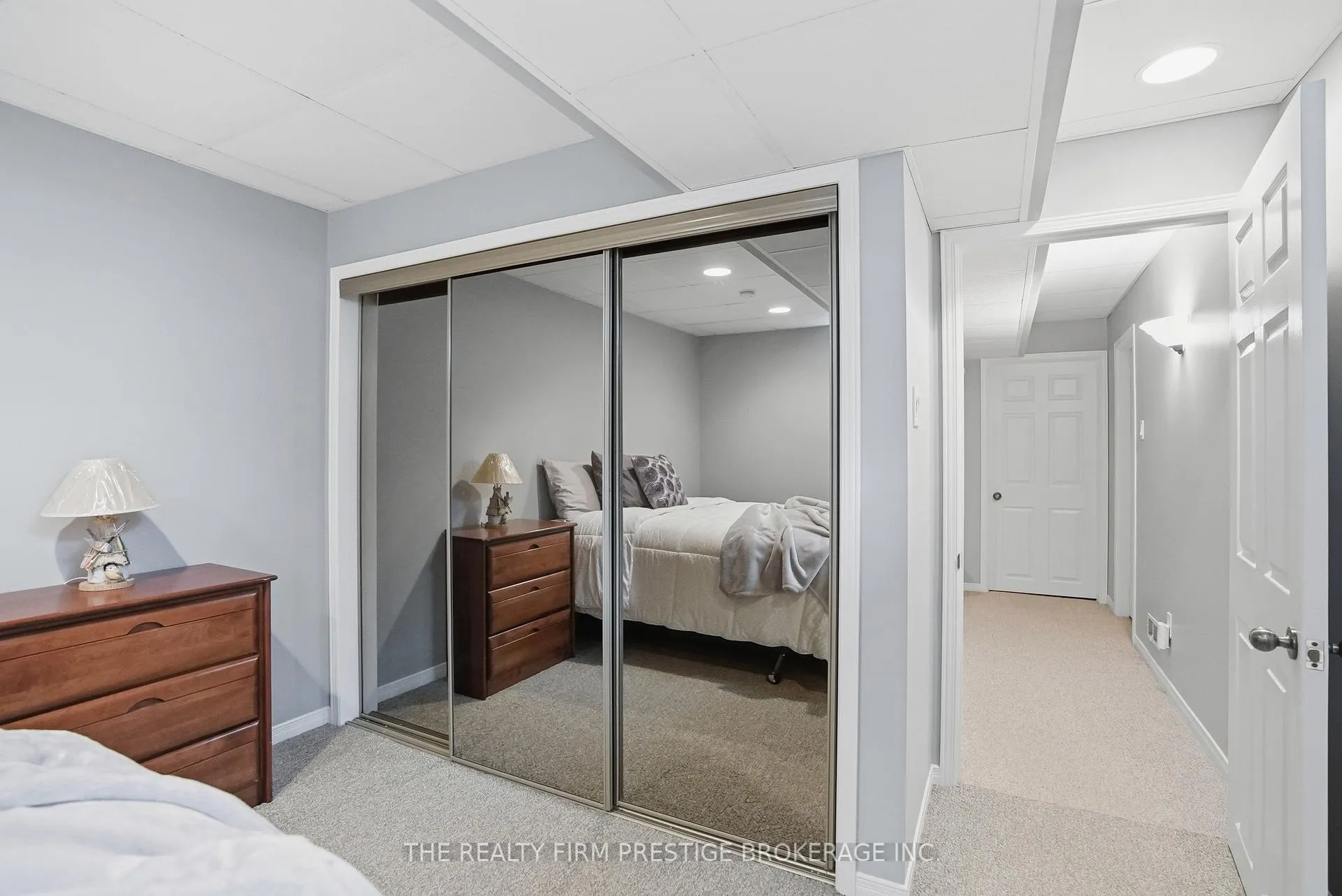 Photo 39 of 1050 Mahogany Crescent, London, North P — HOMEH