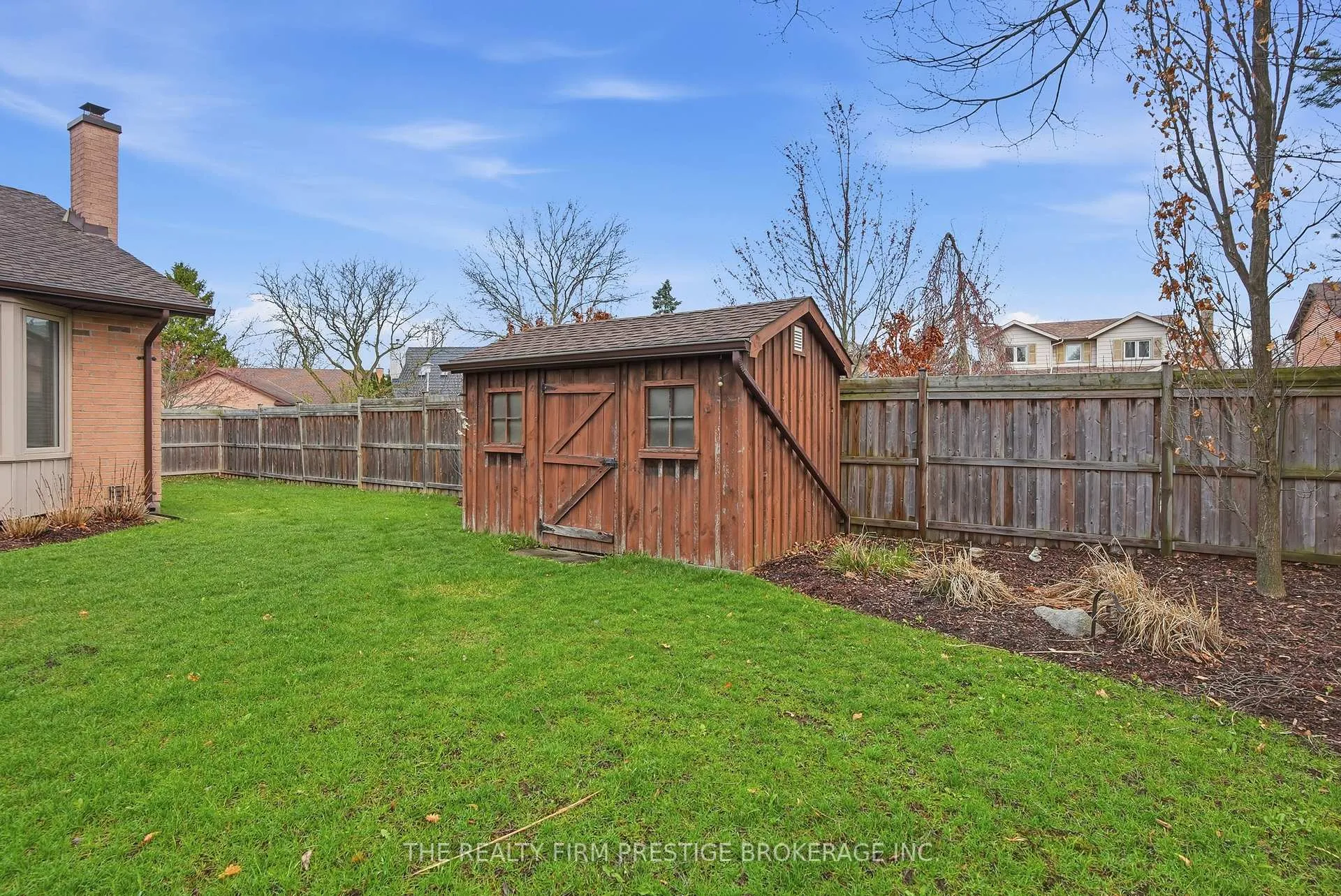 Photo 44 of 1050 Mahogany Crescent, London, North P — HOMEH