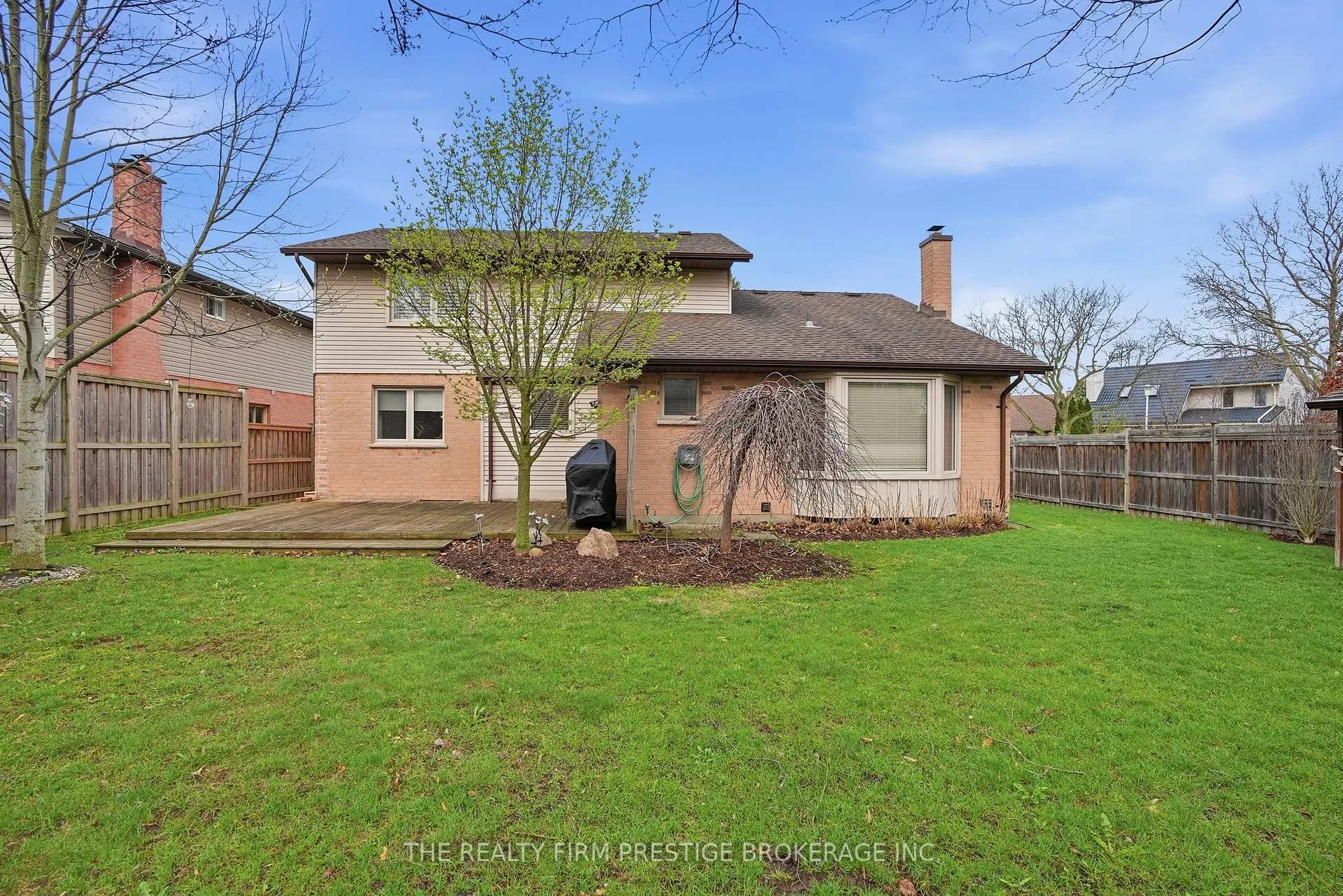 Photo 47 of 1050 Mahogany Crescent, London, North P — HOMEH