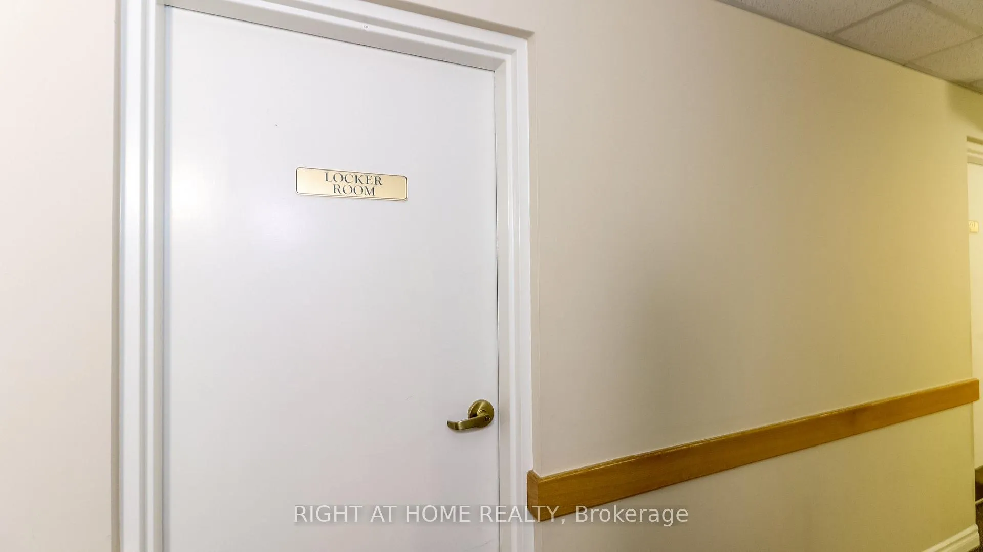 Photo 5 of Unit 505, 94 Dean Avenue, Barrie, Painswick South — HOMEH