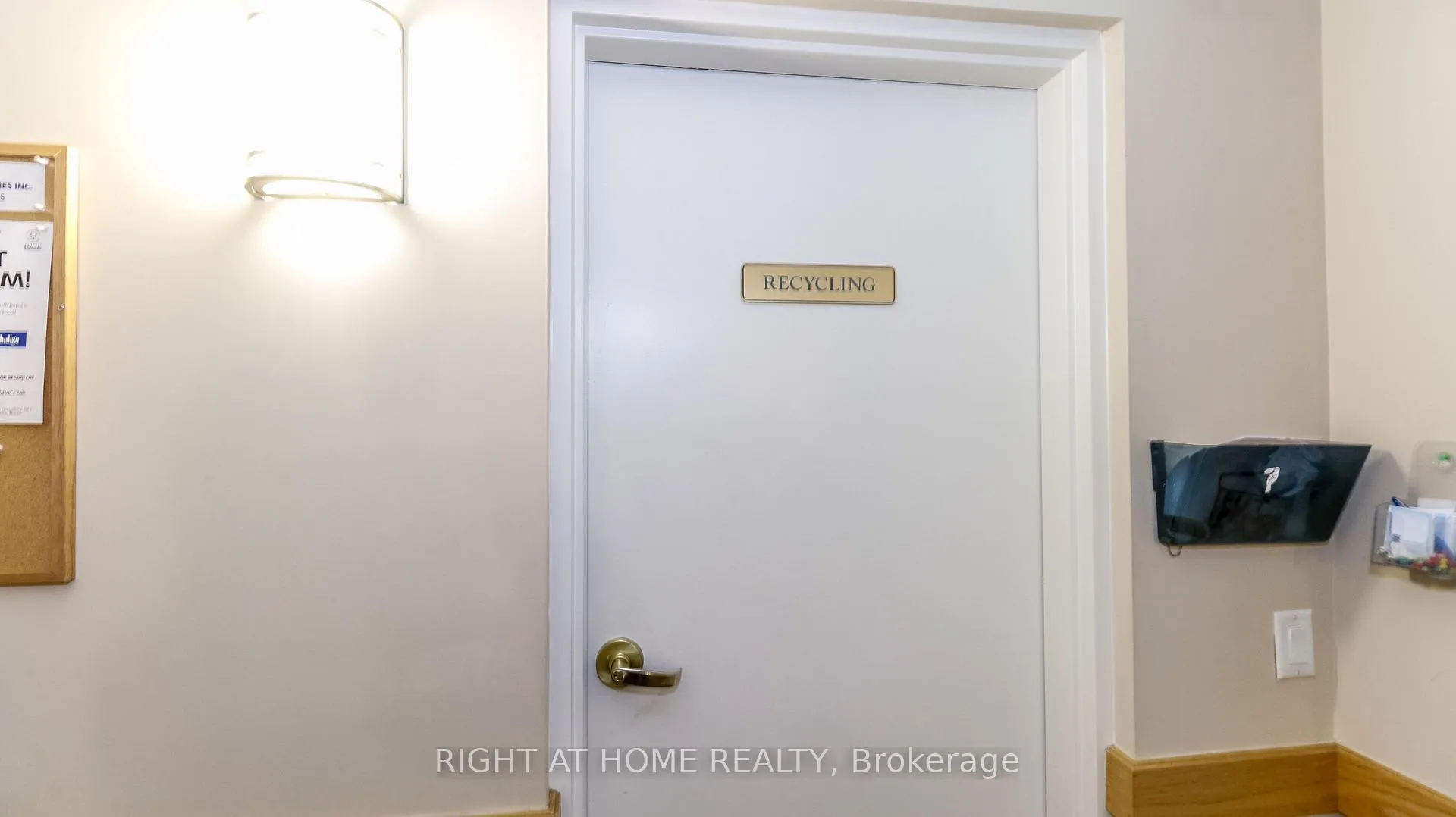 Photo 8 of Unit 505, 94 Dean Avenue, Barrie, Painswick South — HOMEH