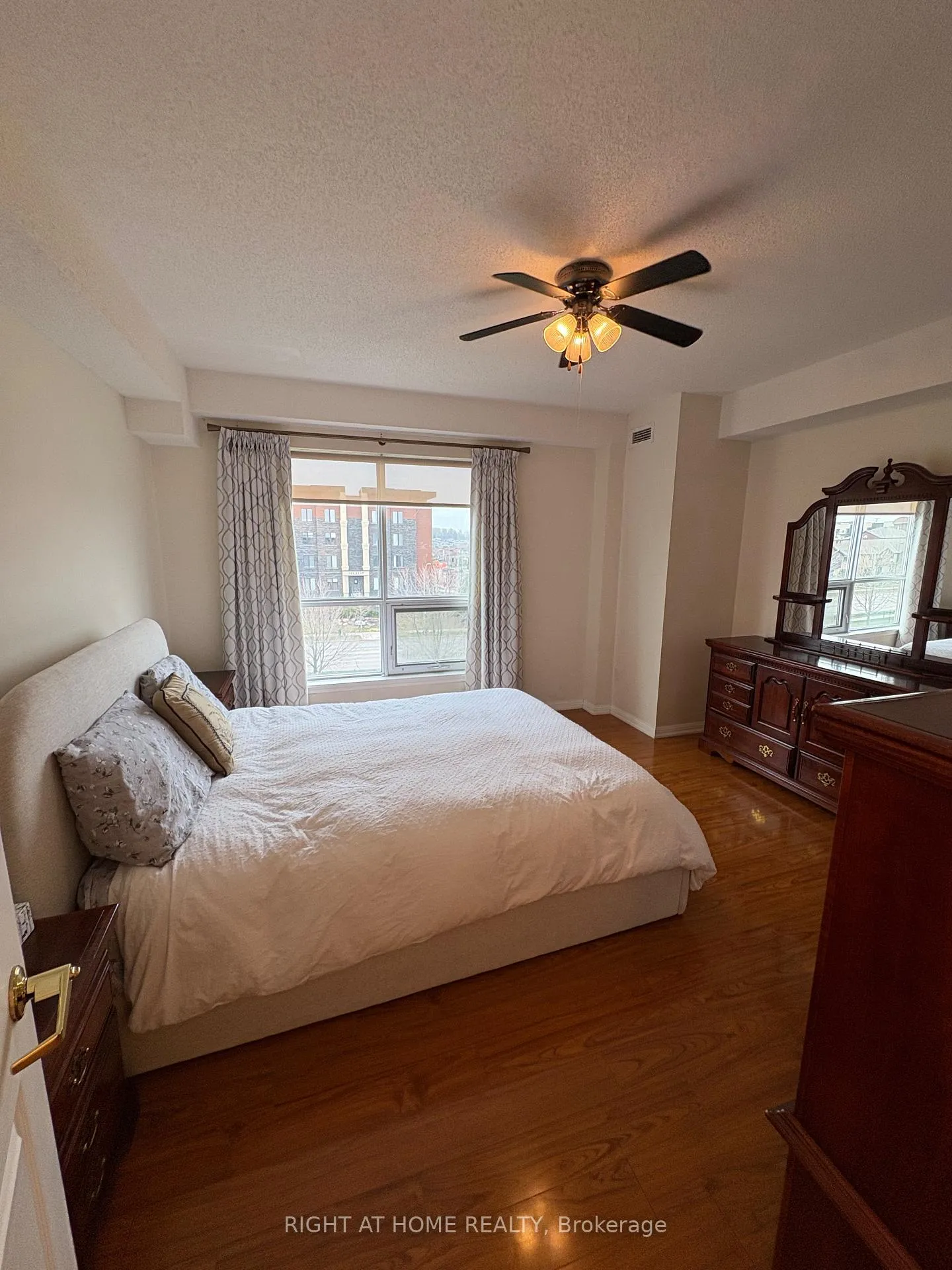 Photo 37 of Unit 505, 94 Dean Avenue, Barrie, Painswick South — HOMEH