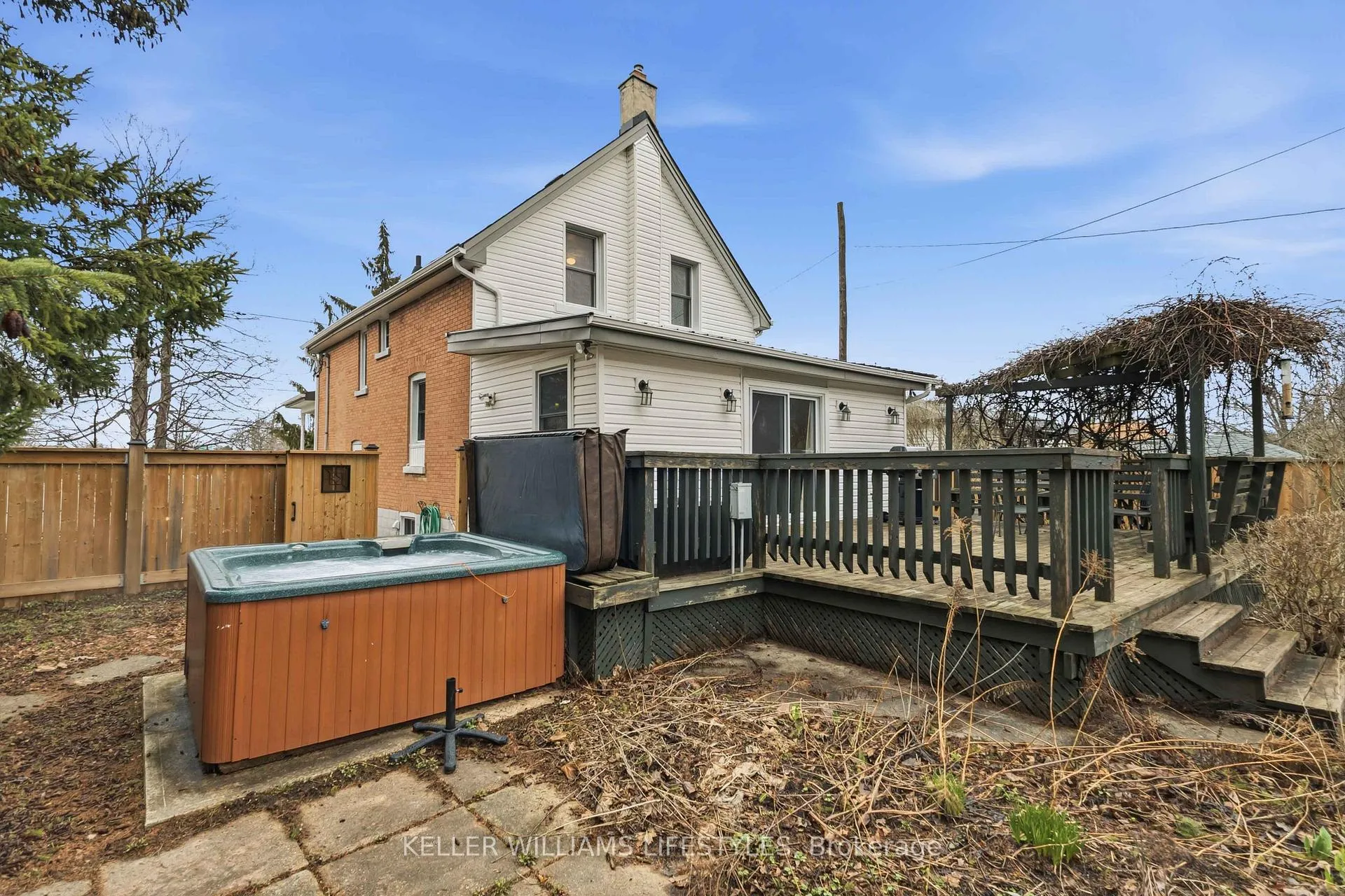 Photo 33 of 745 Whetter Avenue, London, South H — HOMEH
