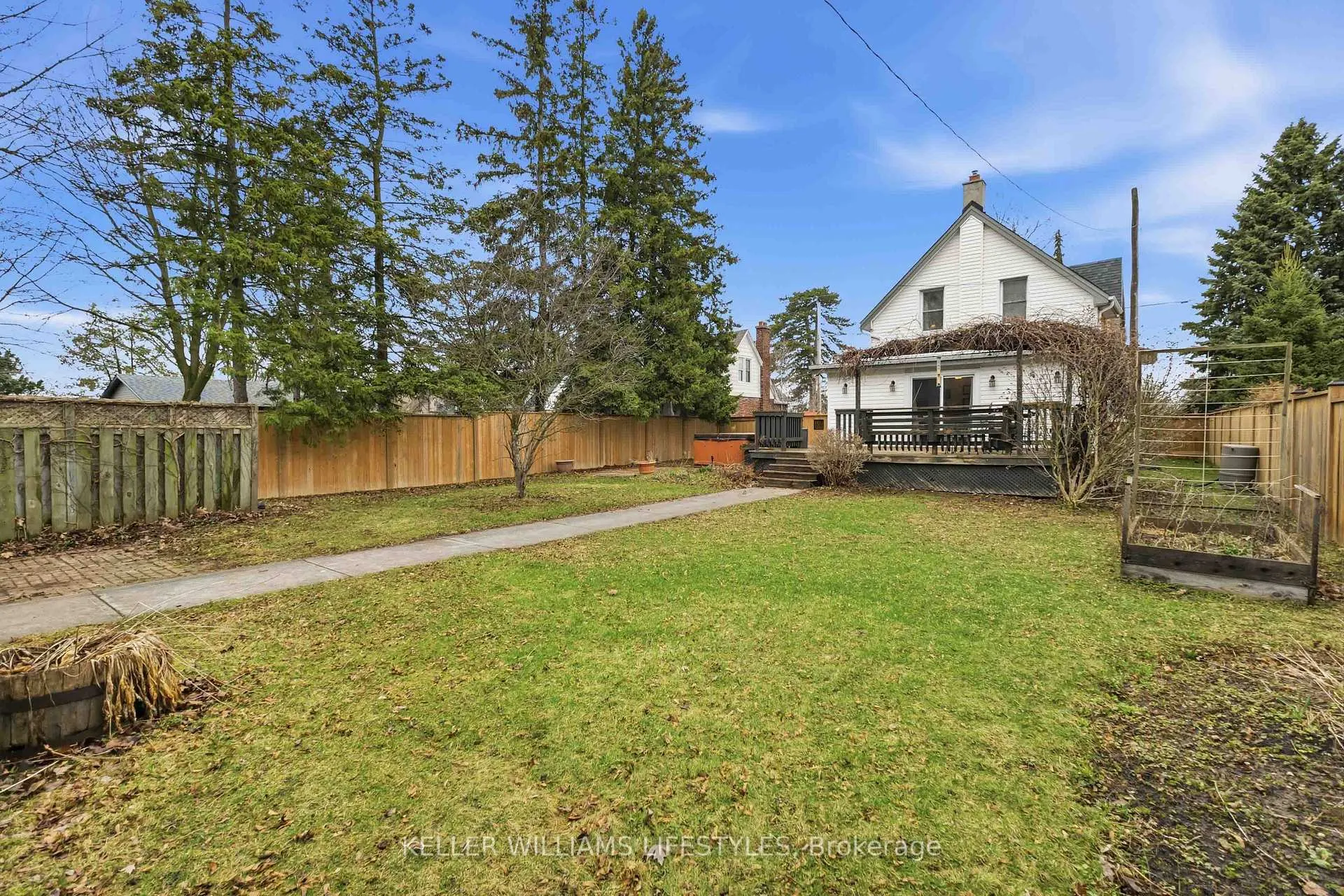 Photo 37 of 745 Whetter Avenue, London, South H — HOMEH