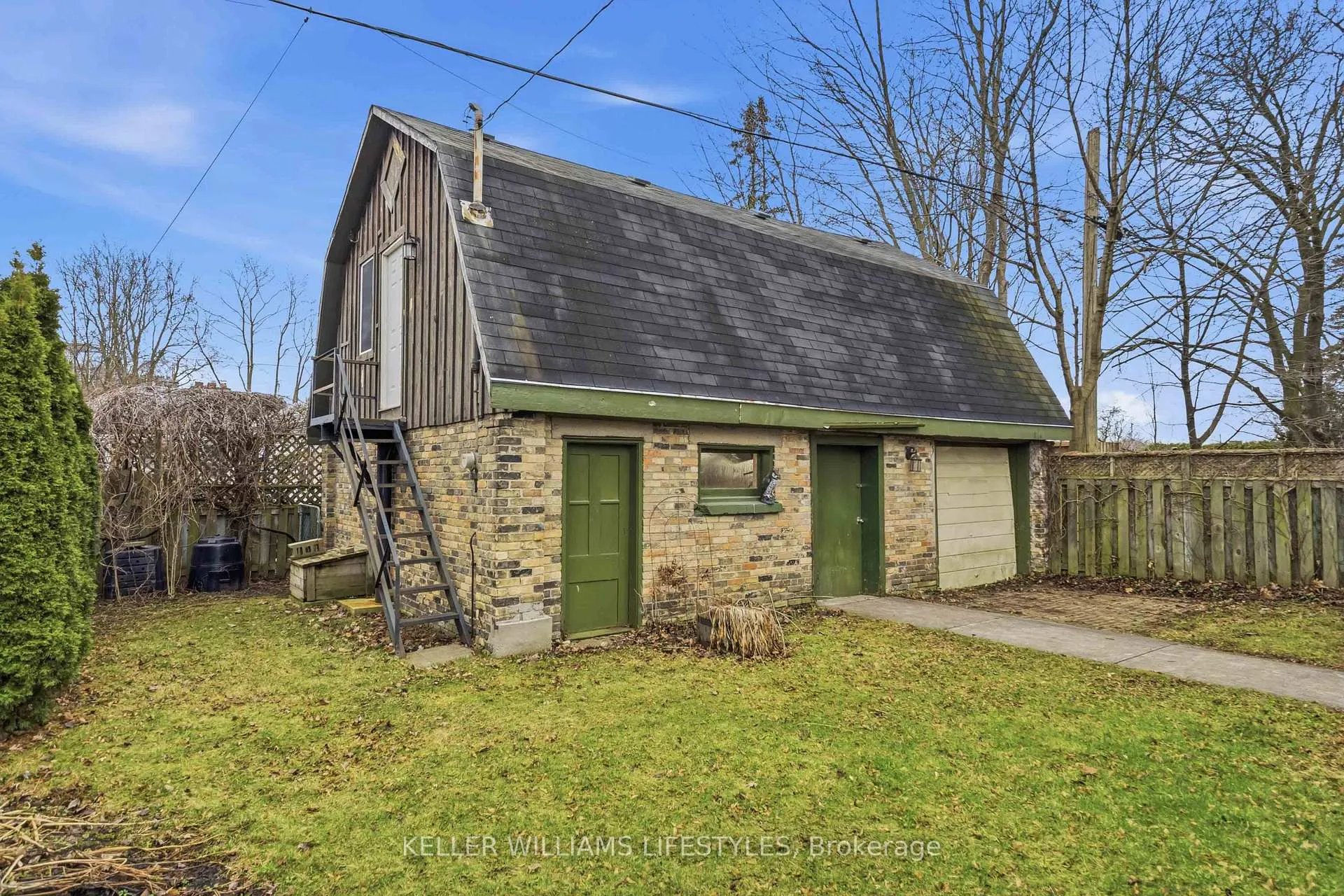 Photo 38 of 745 Whetter Avenue, London, South H — HOMEH