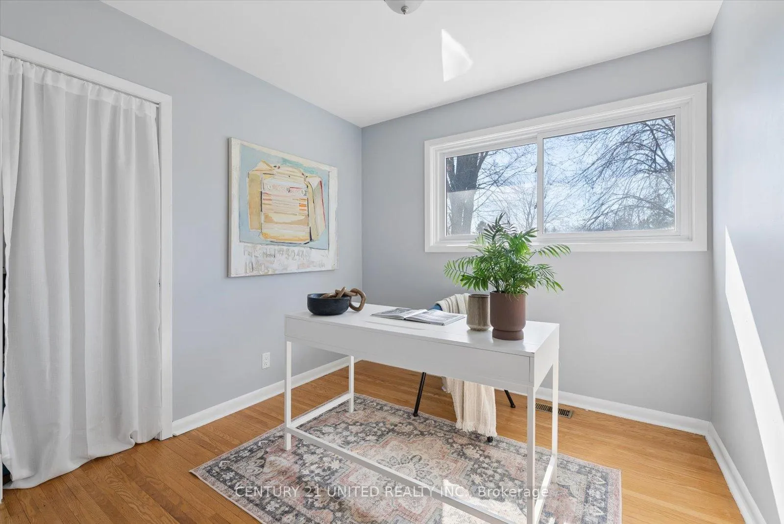 Photo 20 of 1309 Royal Drive, Peterborough, Northcrest Ward 5 — HOMEH