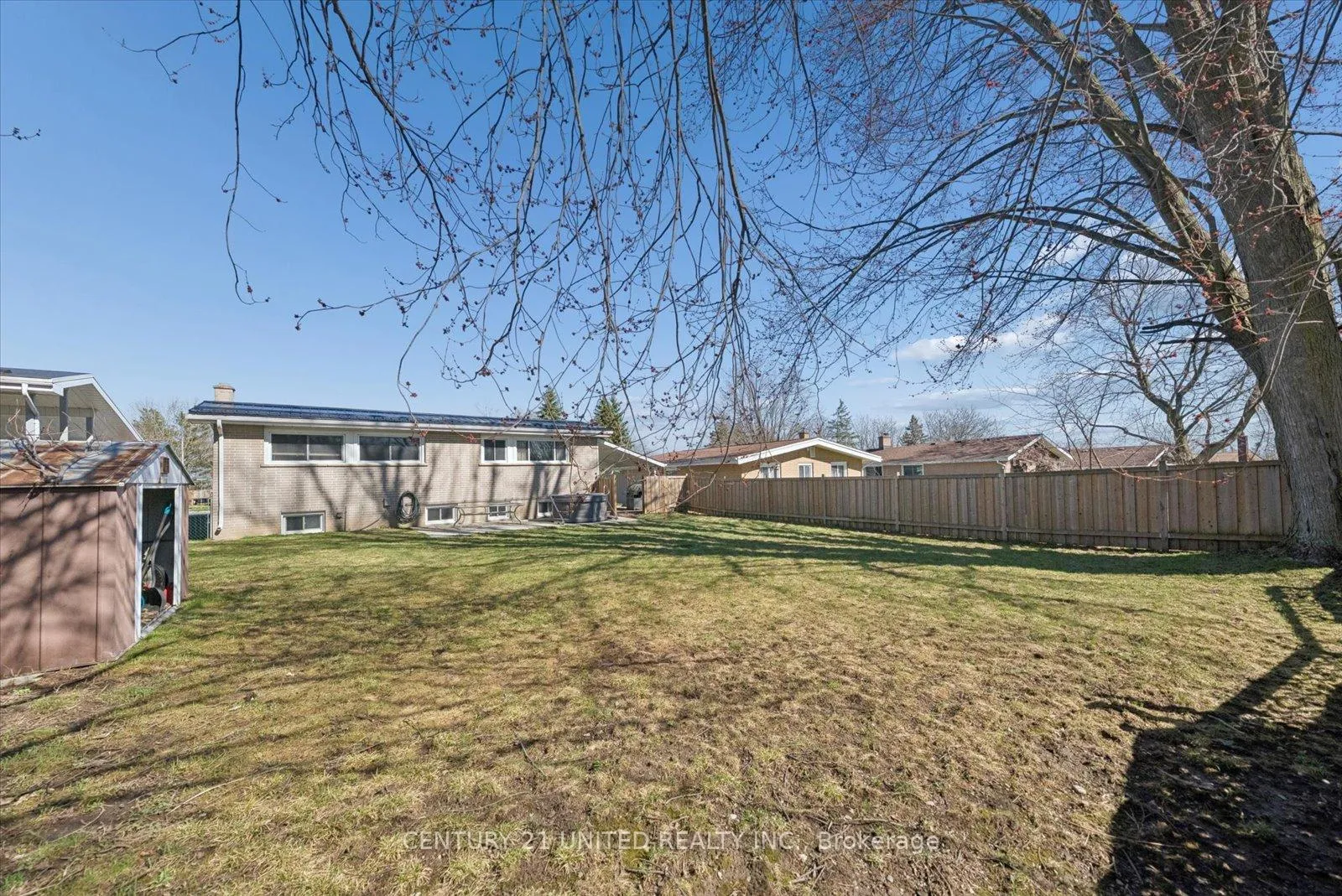 Photo 29 of 1309 Royal Drive, Peterborough, Northcrest Ward 5 — HOMEH