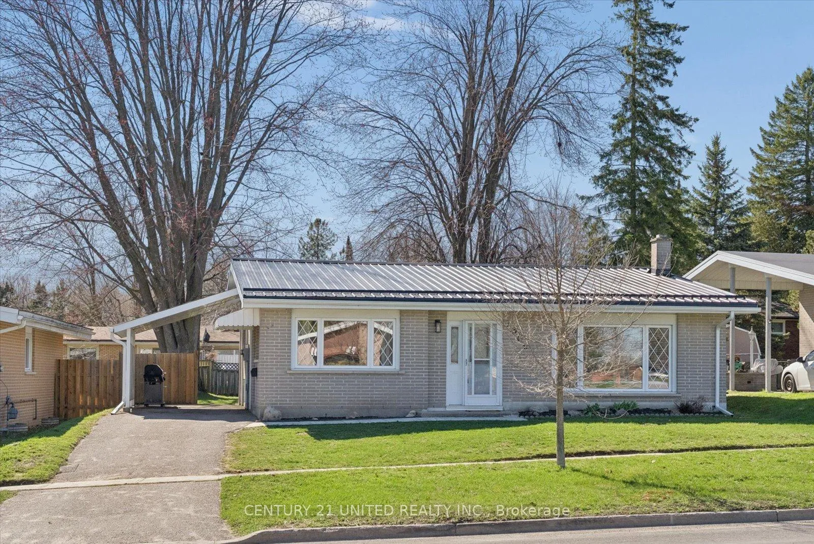 Photo 32 of 1309 Royal Drive, Peterborough, Northcrest Ward 5 — HOMEH