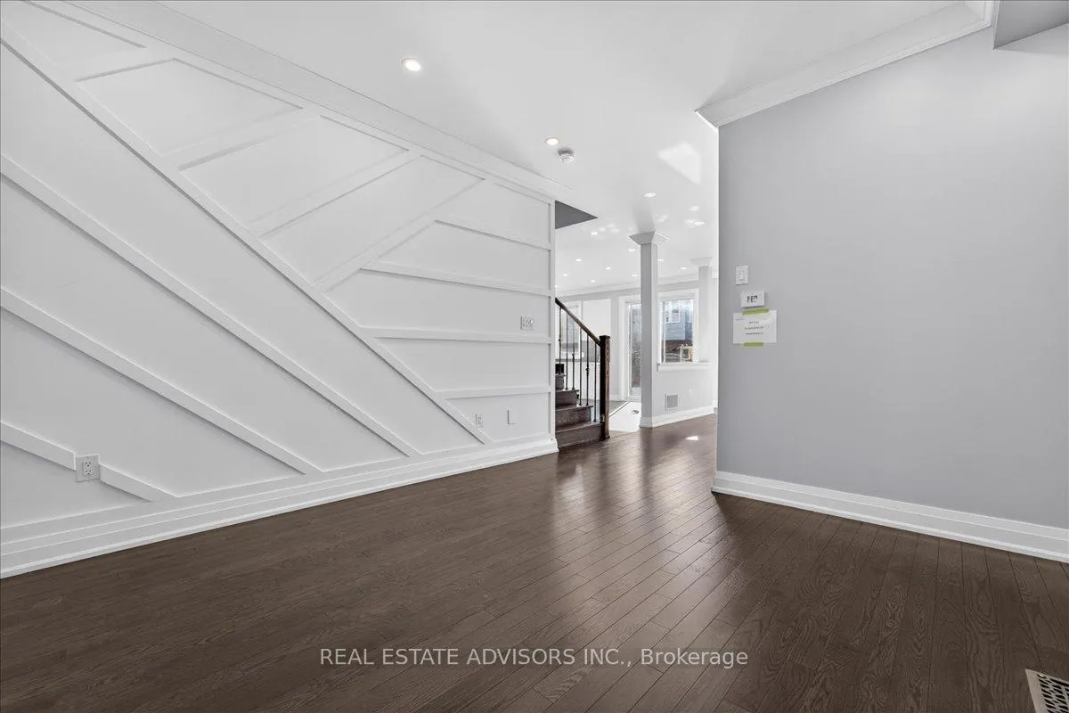 Photo 7 of 39 Unwind Crescent, Brampton, Credit Valley — HOMEH