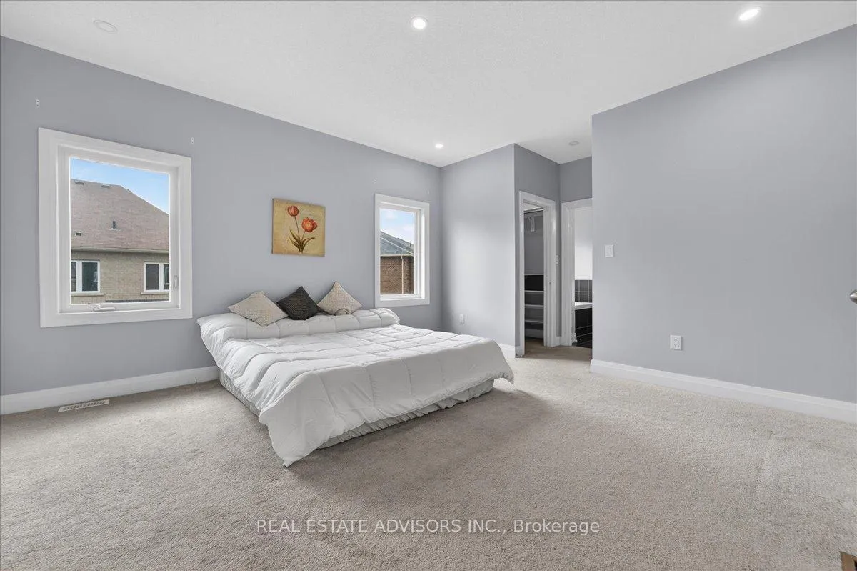 Photo 22 of 39 Unwind Crescent, Brampton, Credit Valley — HOMEH
