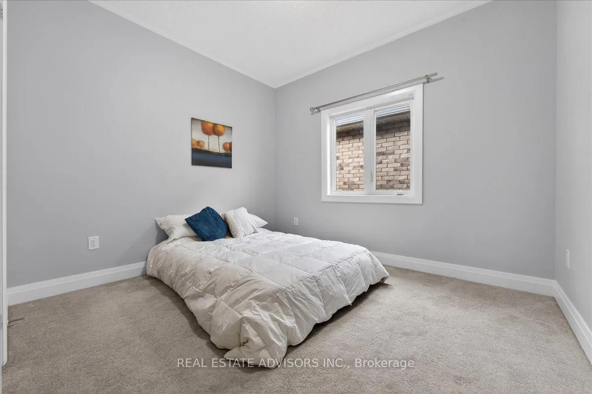 Photo 26 of 39 Unwind Crescent, Brampton, Credit Valley — HOMEH
