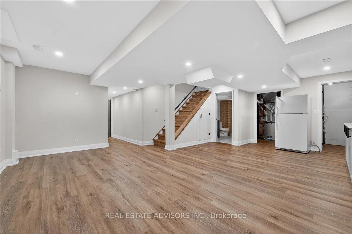 Photo 37 of 39 Unwind Crescent, Brampton, Credit Valley — HOMEH