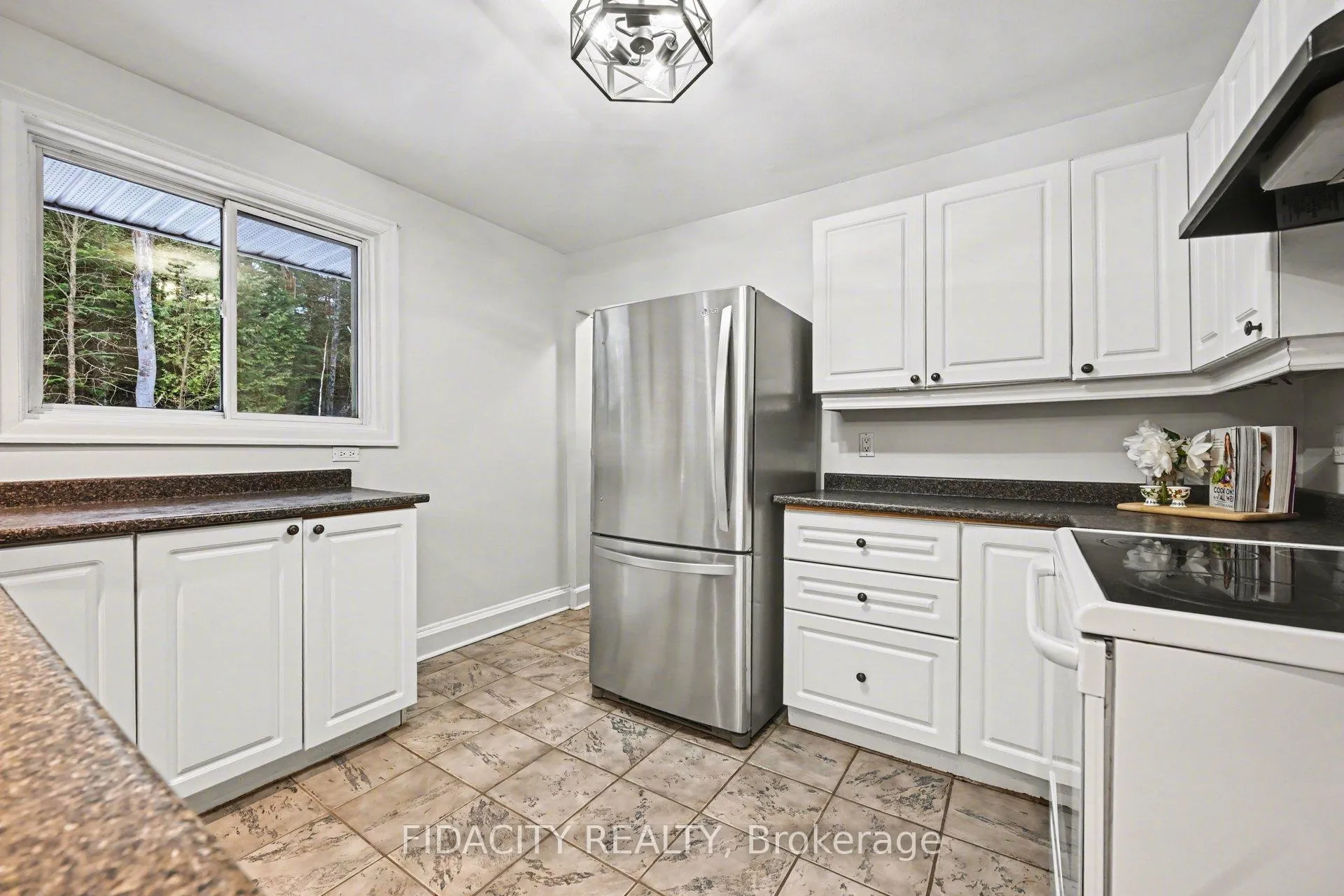 Photo 16 of 145 Bellamy Road, McNab/Braeside, Mcnab/Braeside Twps — HOMEH