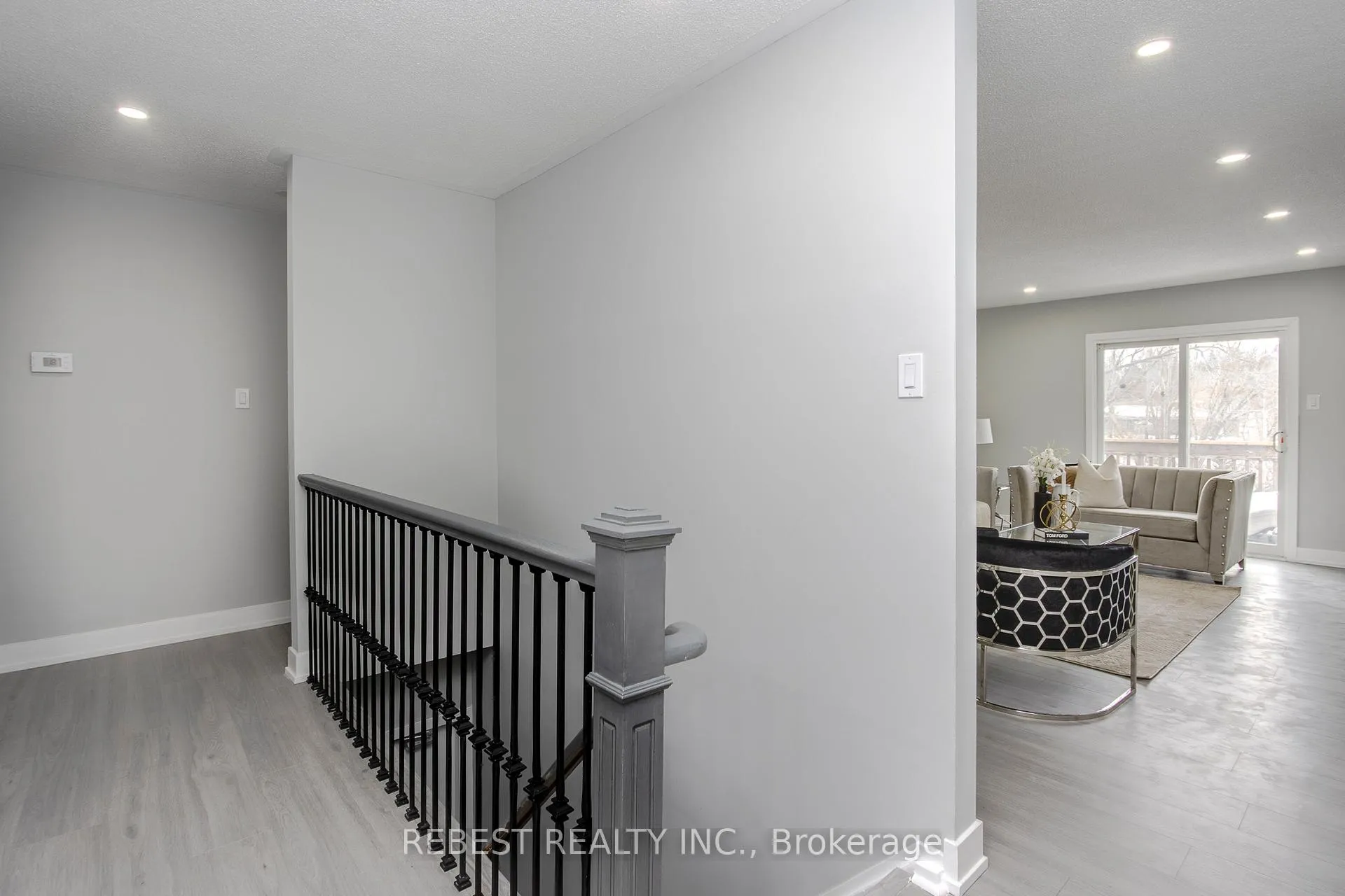 Photo 5 of Unit Main Floor, 92 Lillian Crescent, Barrie, Sunnidale — HOMEH