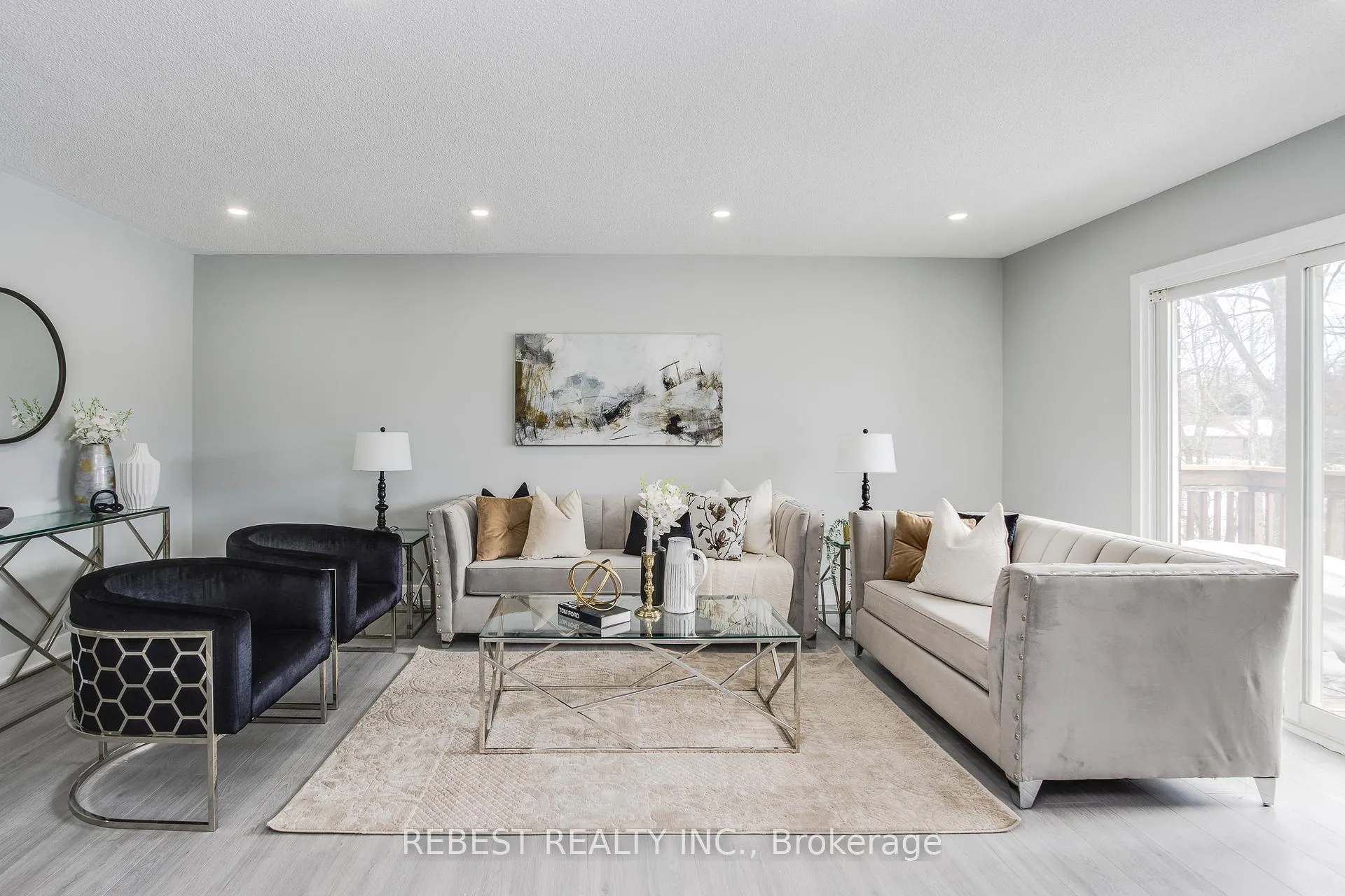 Photo 9 of Unit Main Floor, 92 Lillian Crescent, Barrie, Sunnidale — HOMEH