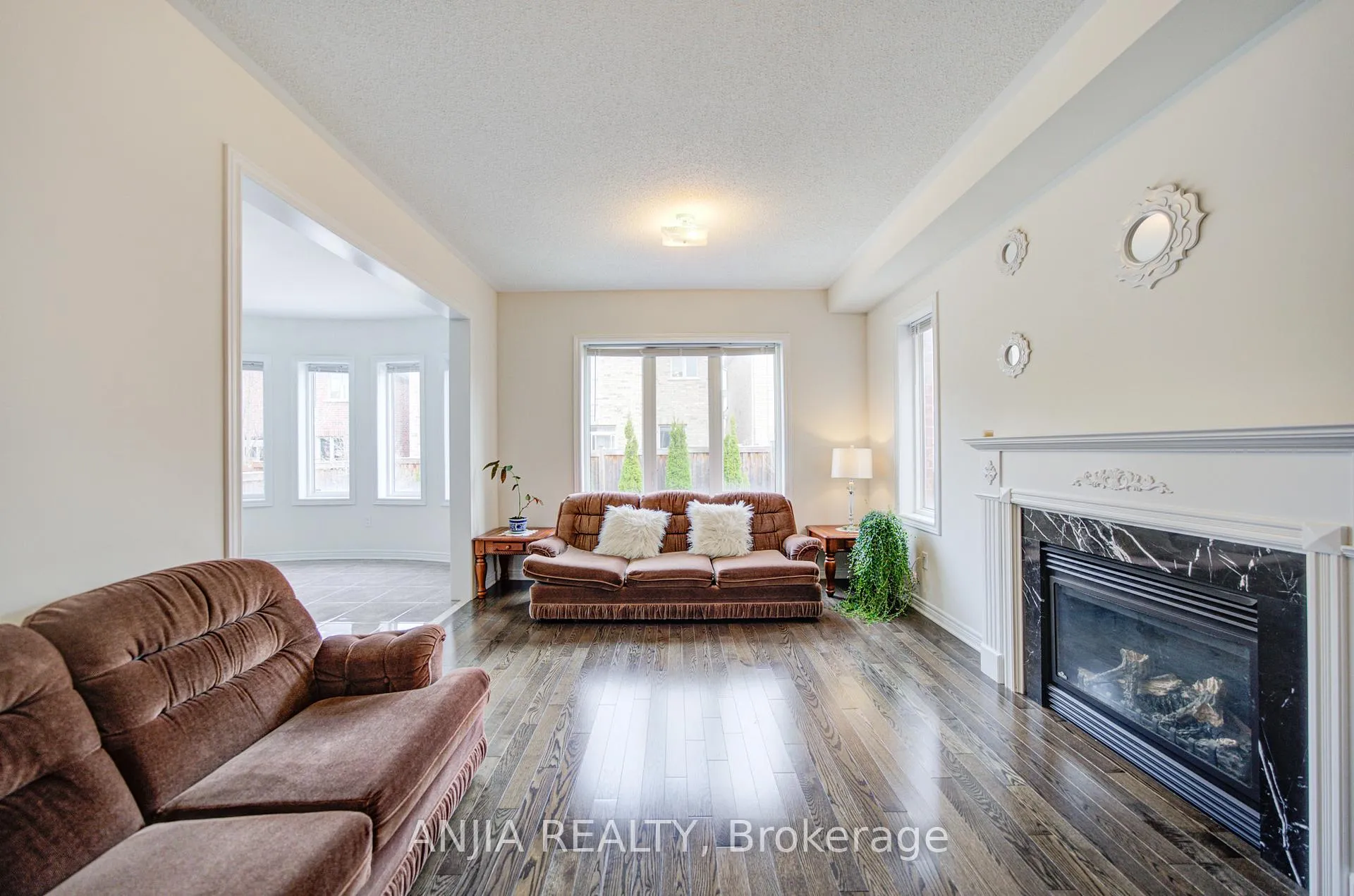 Photo 15 of 1165 Blencowe Crescent, Newmarket, Stonehaven-Wyndham — HOMEH
