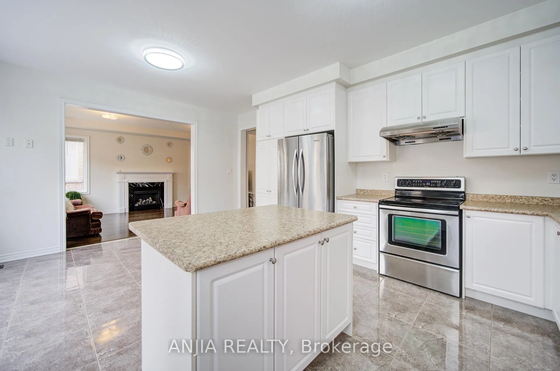 Photo 21 of 1165 Blencowe Crescent, Newmarket, Stonehaven-Wyndham — HOMEH