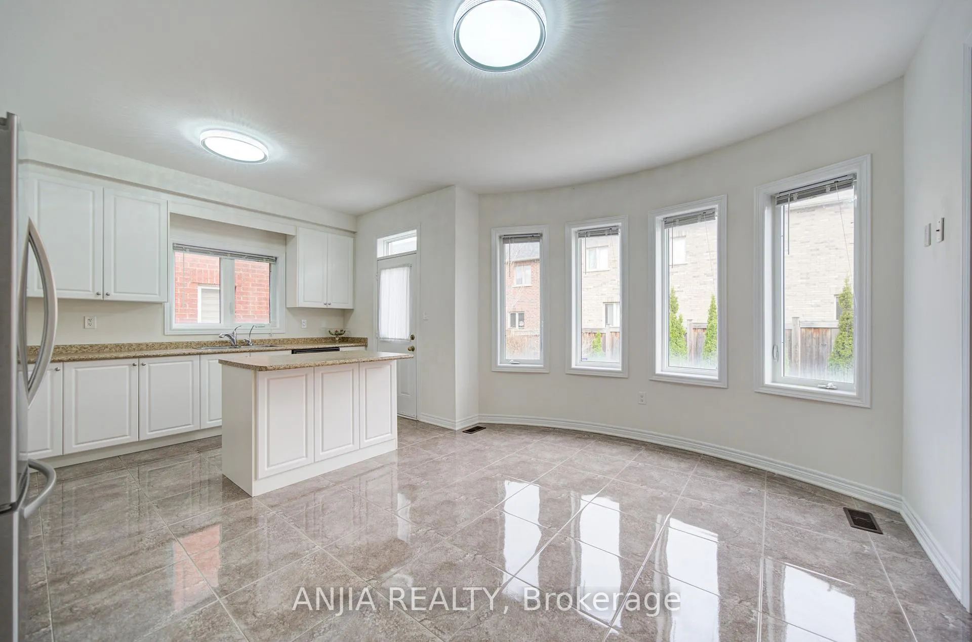 Photo 22 of 1165 Blencowe Crescent, Newmarket, Stonehaven-Wyndham — HOMEH