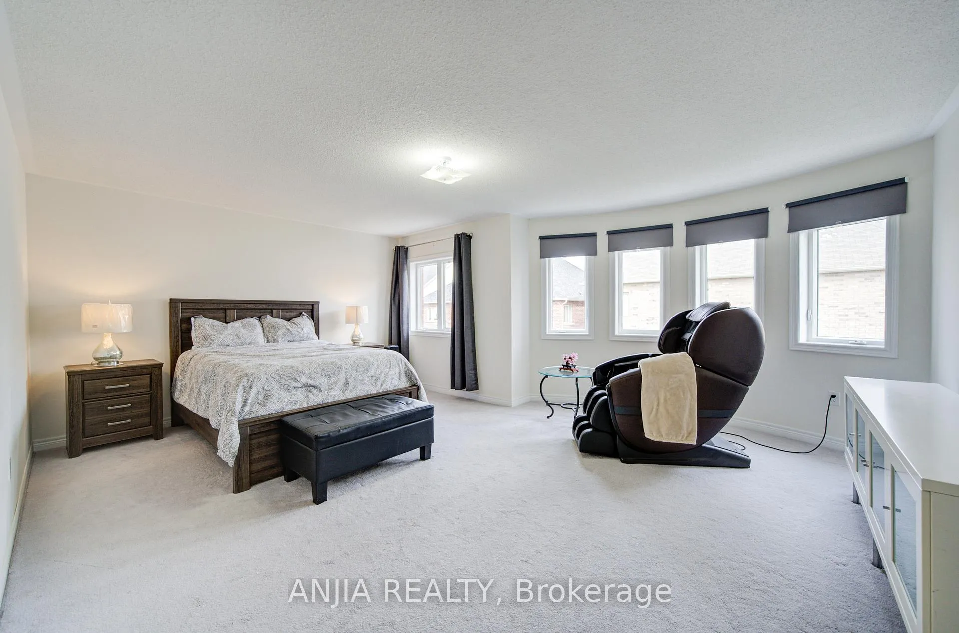 Photo 24 of 1165 Blencowe Crescent, Newmarket, Stonehaven-Wyndham — HOMEH