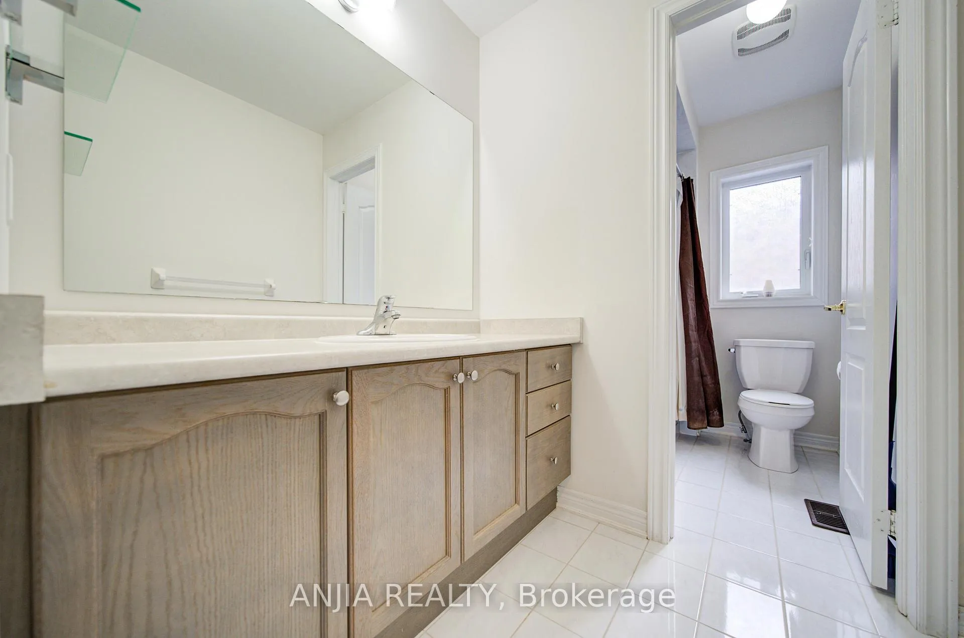 Photo 38 of 1165 Blencowe Crescent, Newmarket, Stonehaven-Wyndham — HOMEH
