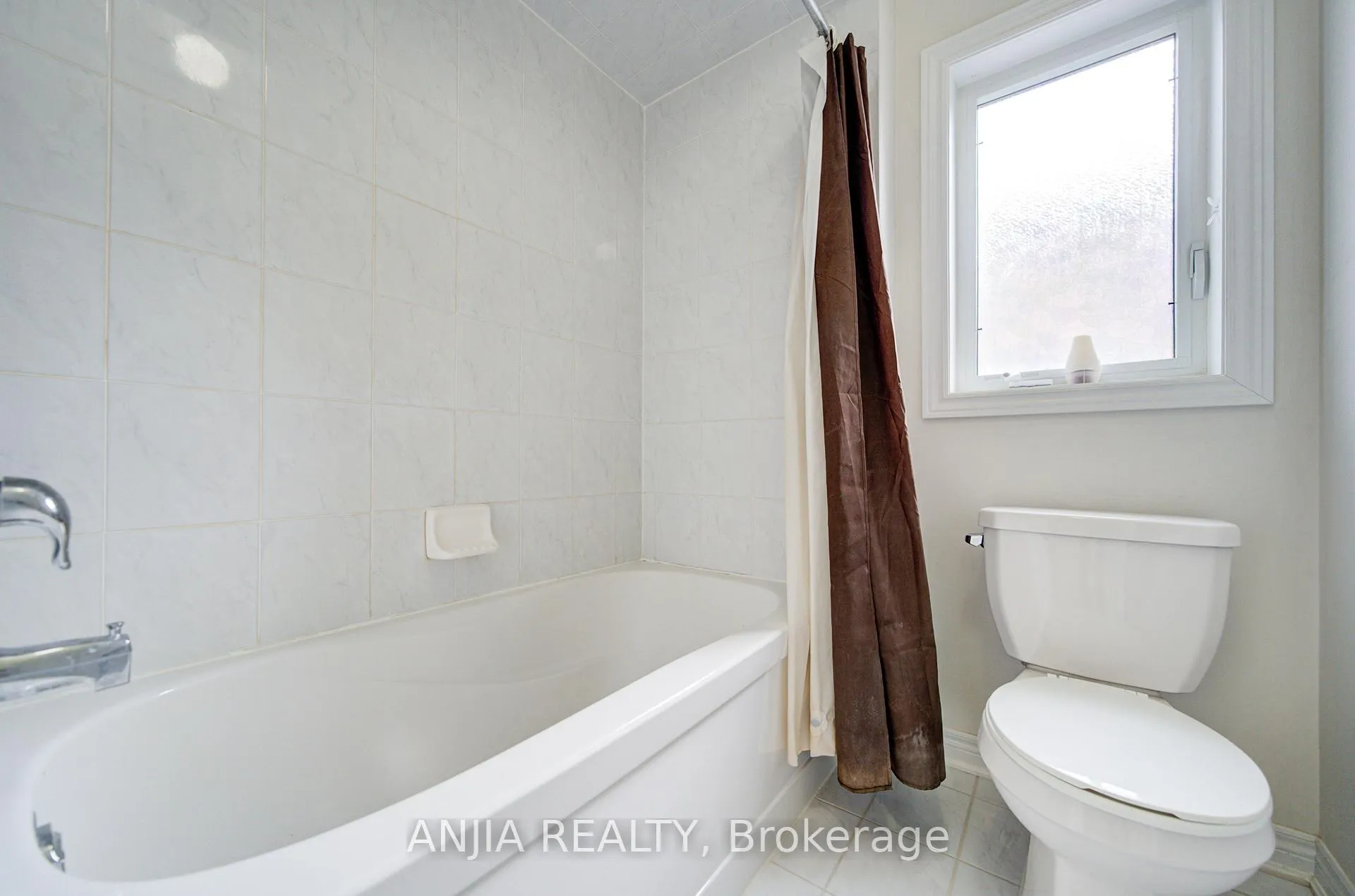 Photo 39 of 1165 Blencowe Crescent, Newmarket, Stonehaven-Wyndham — HOMEH