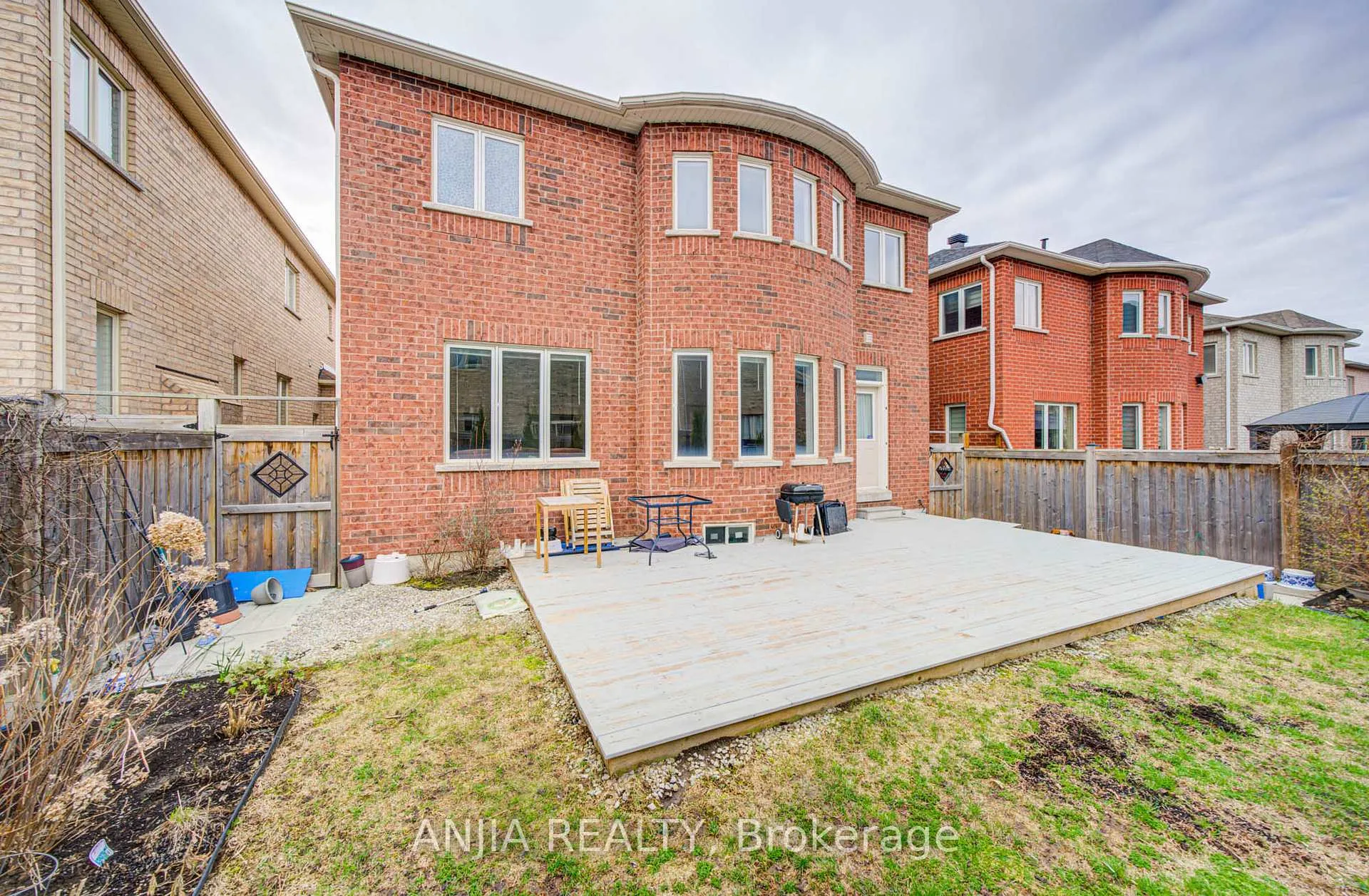 Photo 43 of 1165 Blencowe Crescent, Newmarket, Stonehaven-Wyndham — HOMEH