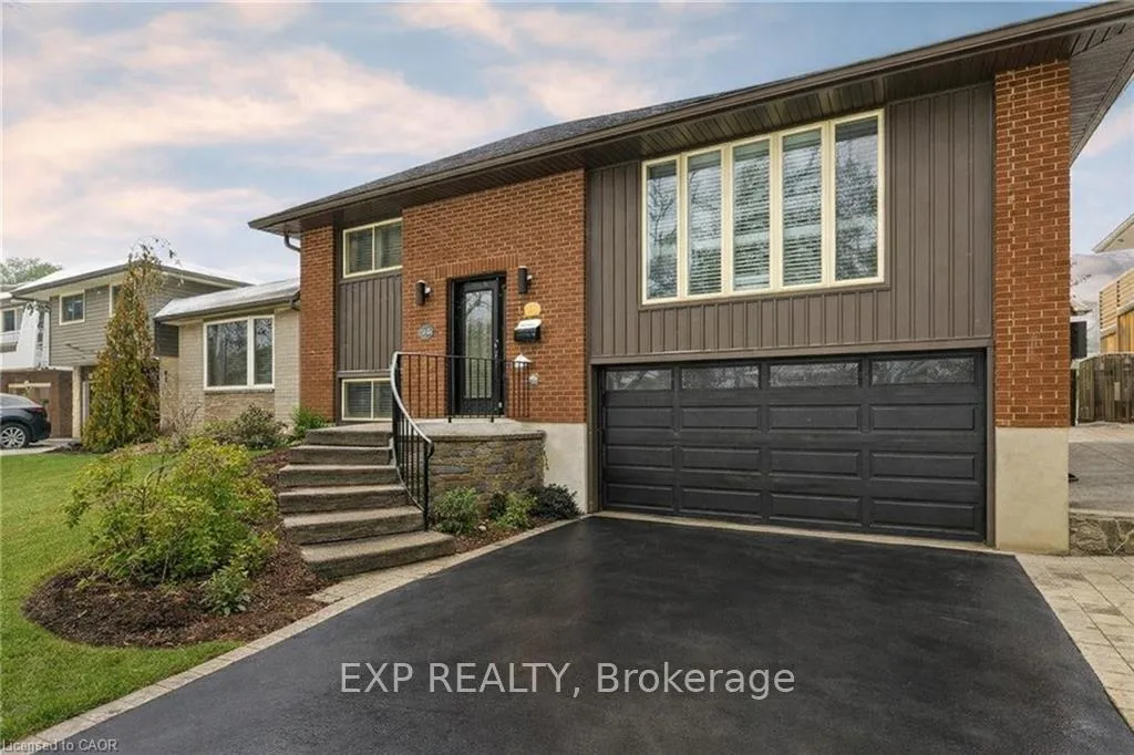 Photo 2 of 364 Roselawn Place, Waterloo, North Lakeshore — HOMEH
