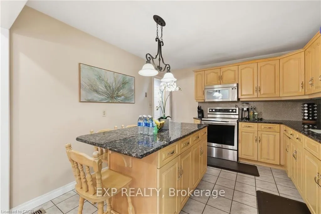 Photo 10 of 364 Roselawn Place, Waterloo, North Lakeshore — HOMEH