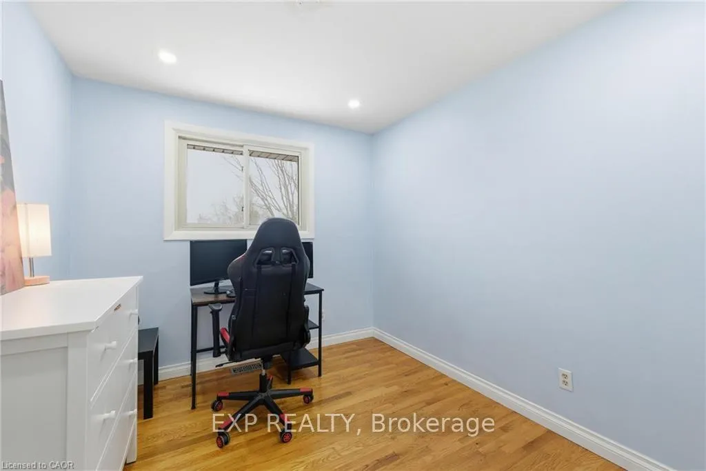 Photo 13 of 364 Roselawn Place, Waterloo, North Lakeshore — HOMEH