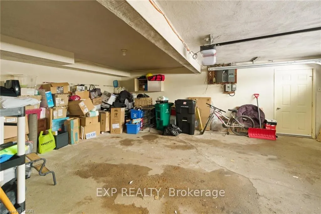 Photo 25 of 364 Roselawn Place, Waterloo, North Lakeshore — HOMEH