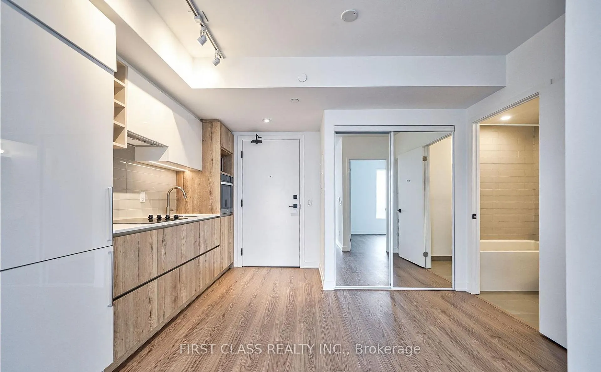 Photo 1 of Unit 2011, 319 Jarvis Street E, Toronto, Church-Yonge Corridor — HOMEH