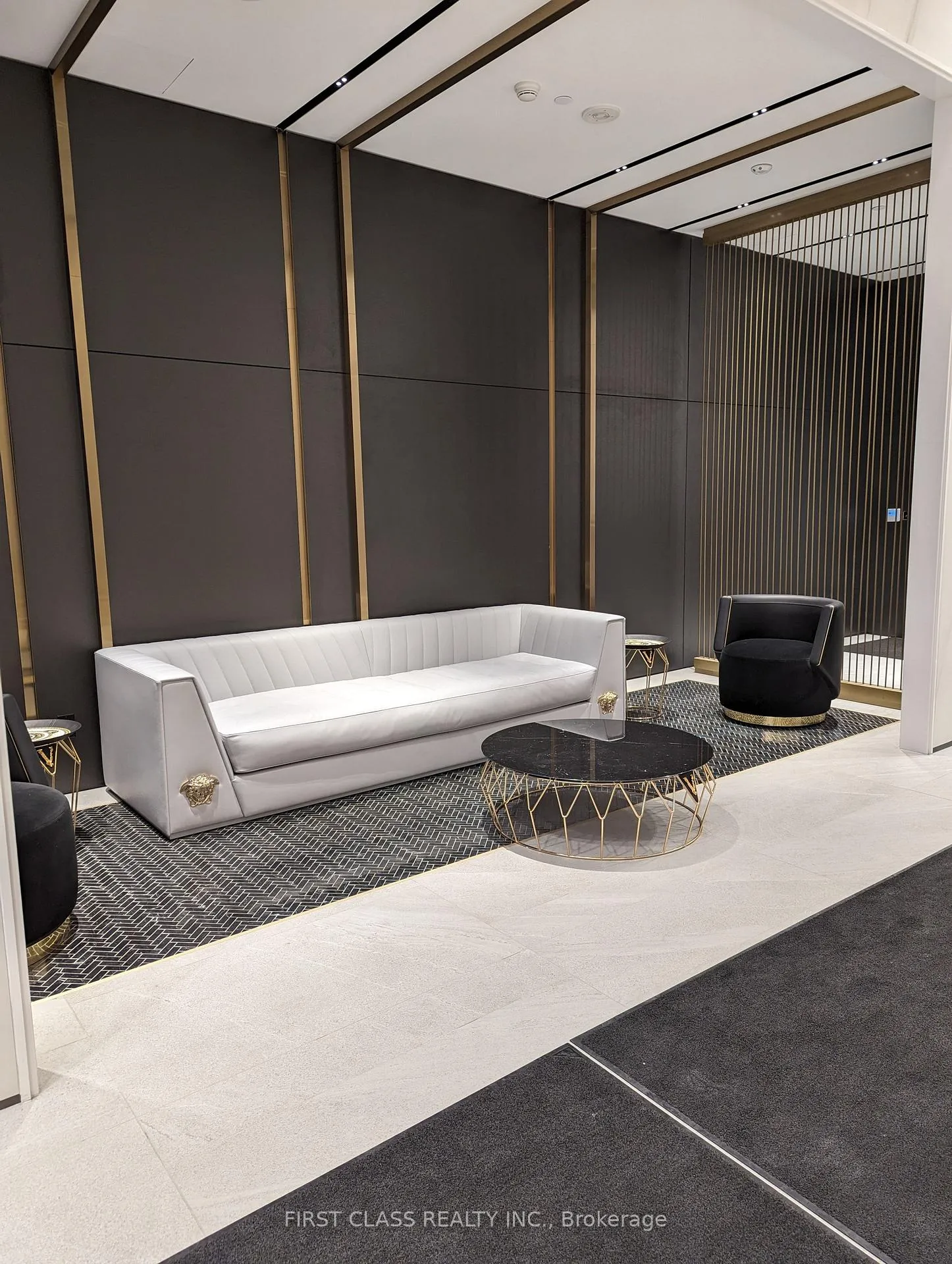 Photo 9 of Unit 2011, 319 Jarvis Street E, Toronto, Church-Yonge Corridor — HOMEH