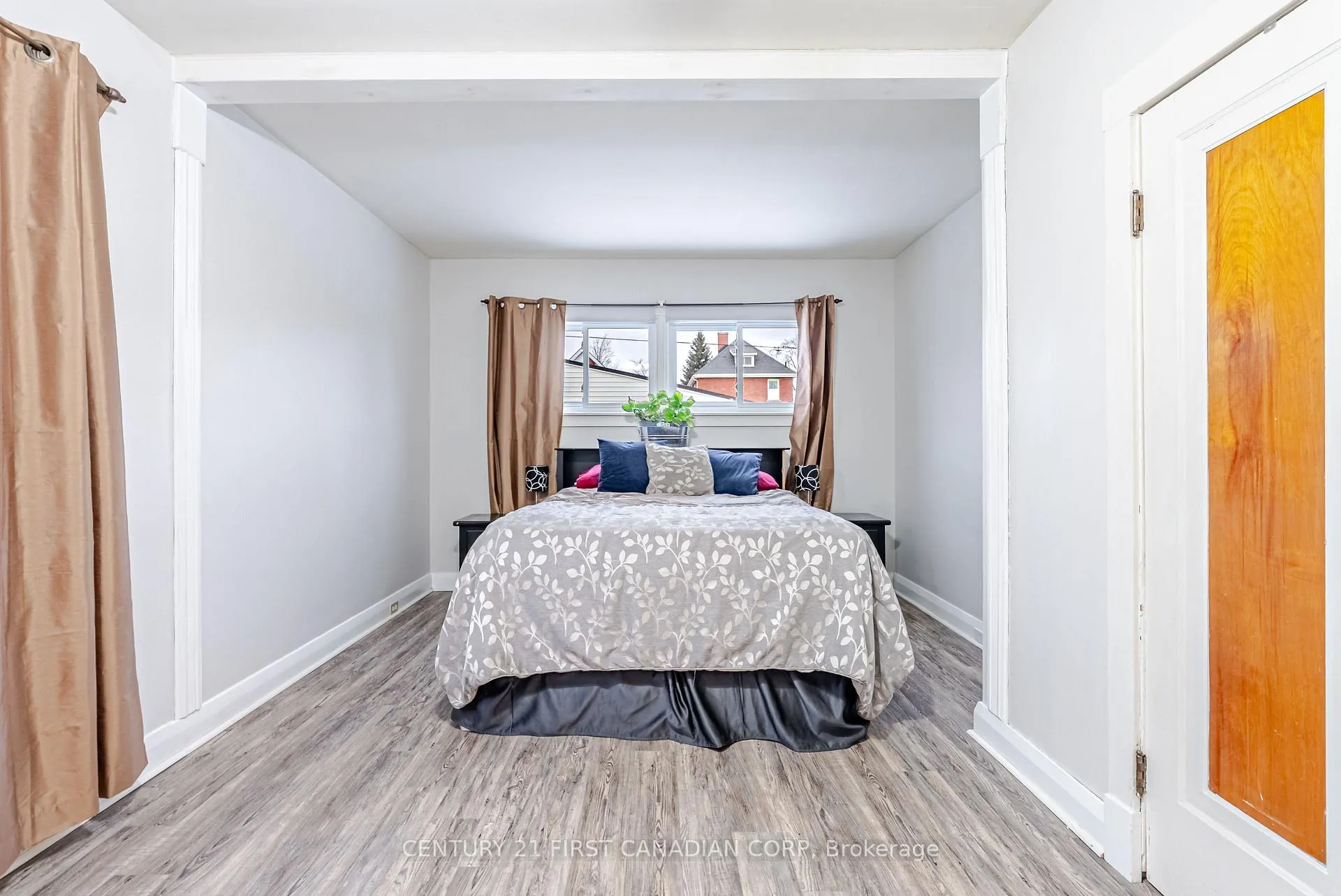 Photo 21 of 108 Myrtle Street, St. Thomas — HOMEH